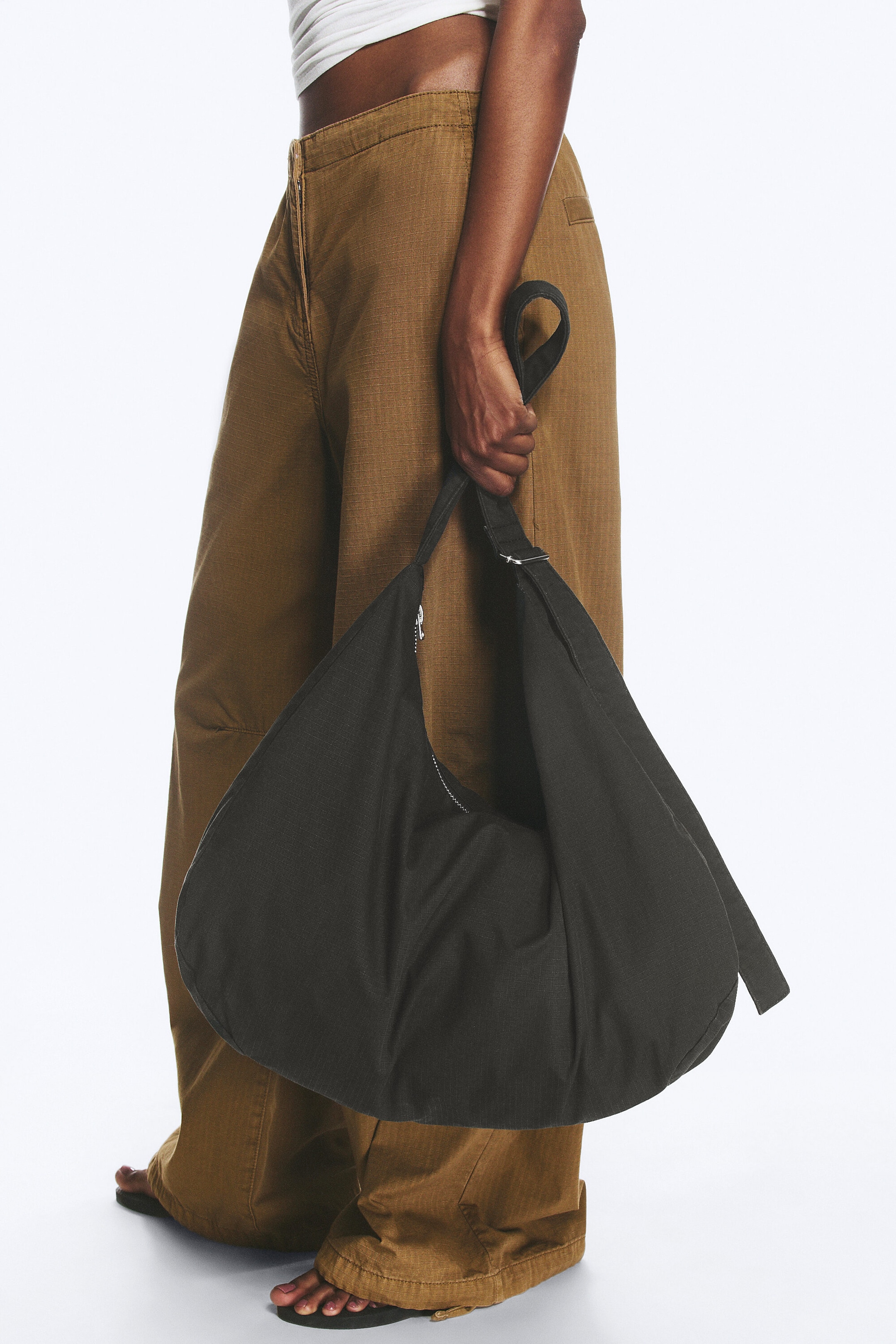 Black - Half‑circle crossbody bag - 2