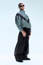 Black Rinse - Schwarz - Dunno Unisex Low Rise Loose Barrel Leg Jeans - 1