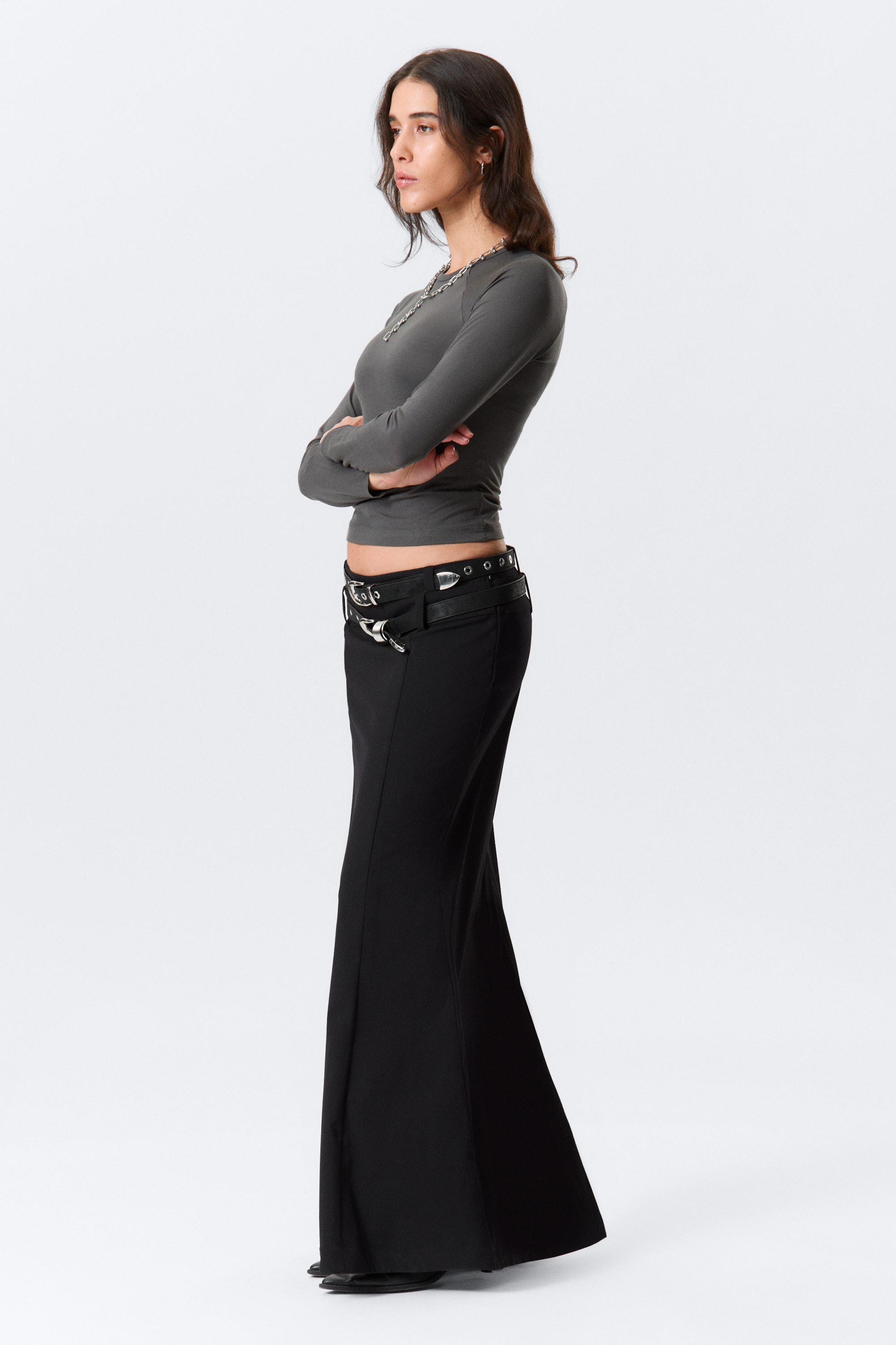 Black - Low-Rise Flared Suiting Maxi Skirt - 3