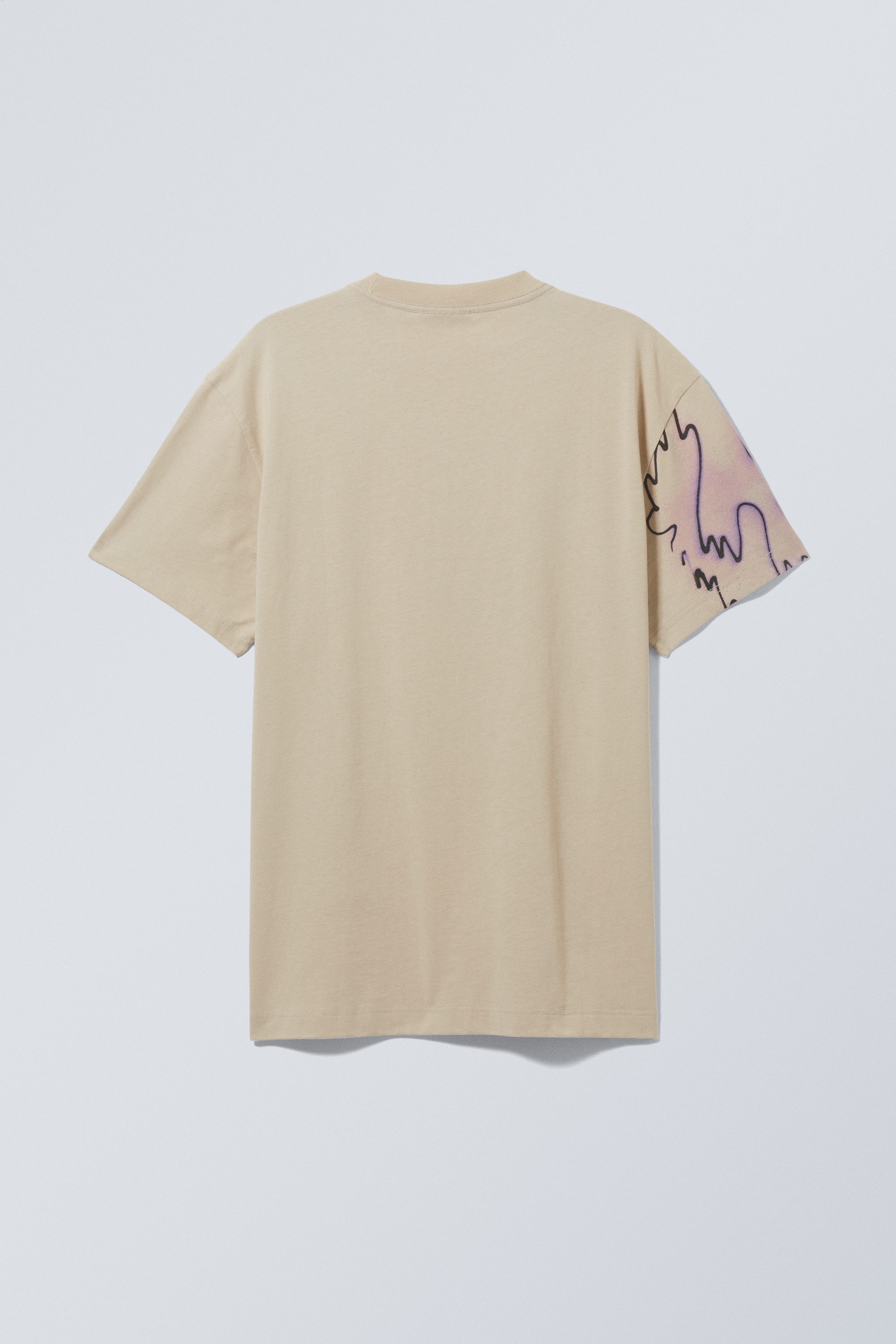 Natural Alien - Oversized Graphic Printed T-shirt - 4