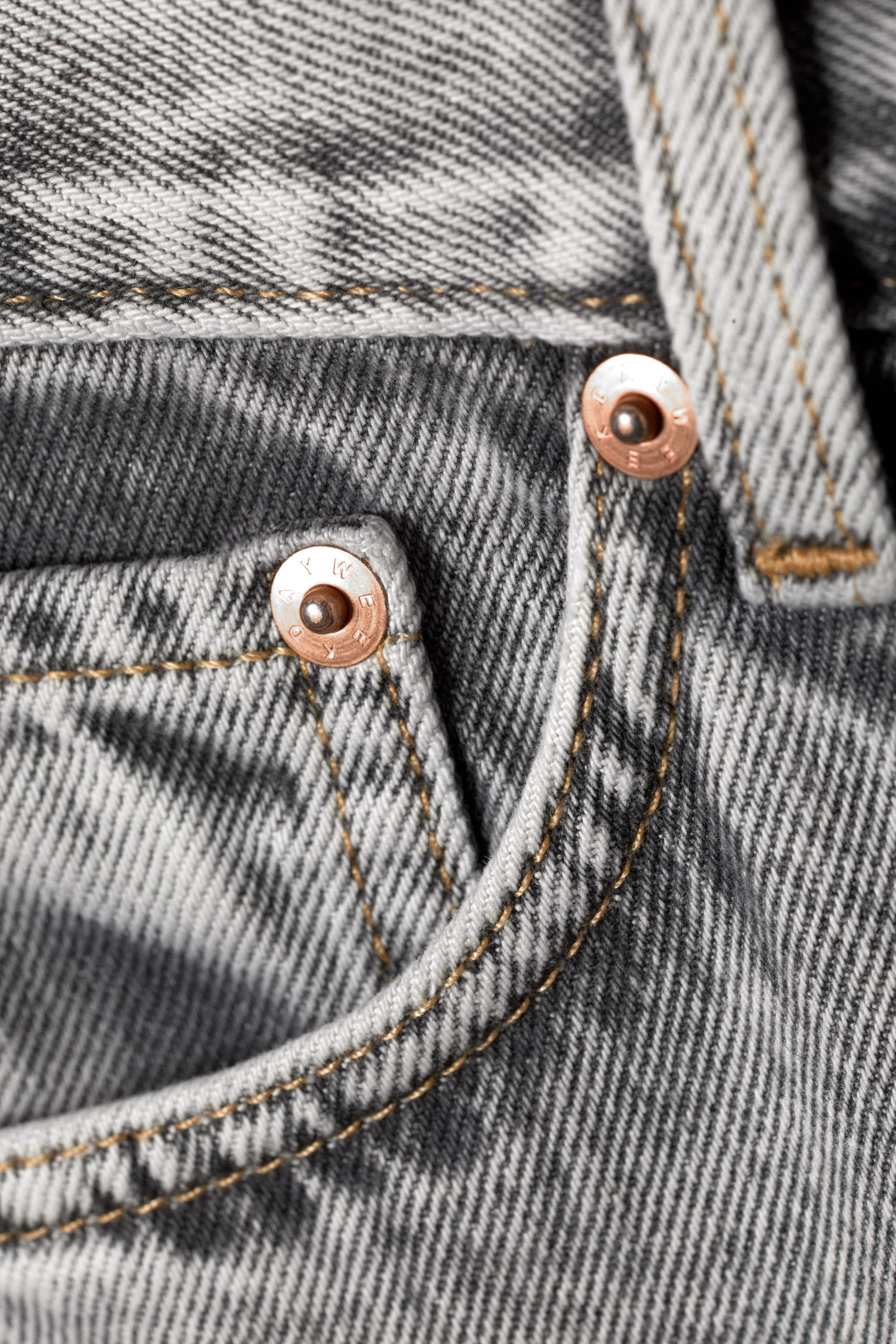 Monolith Grey - Light Grey - Galaxy Mid Rise Loose Straight Jeans - 1