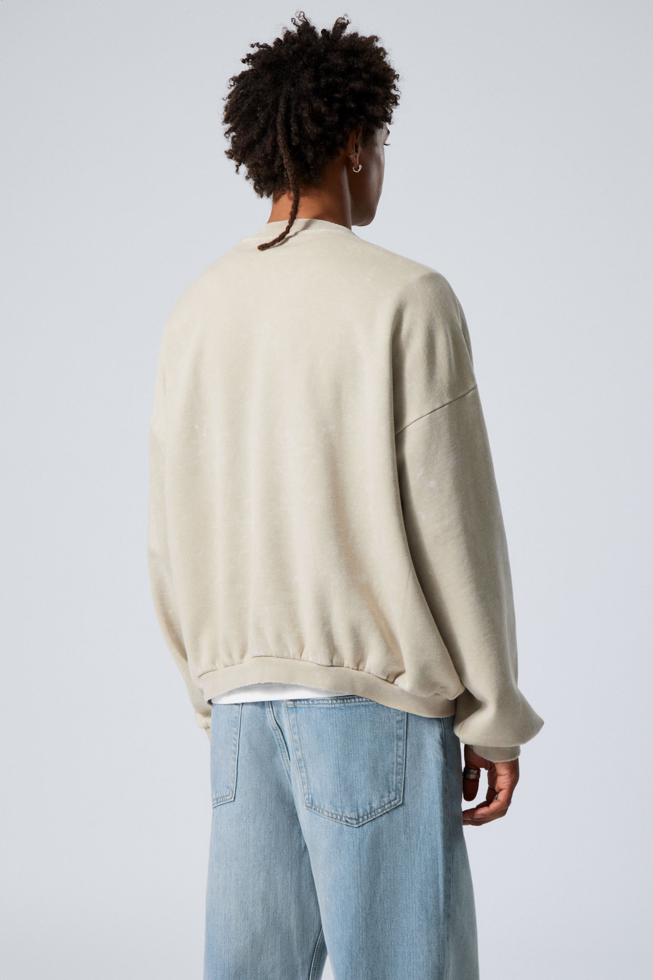 Washed Dusty Beige - Long-Sleeved Oversized Slouchy Sweatshirt - 2