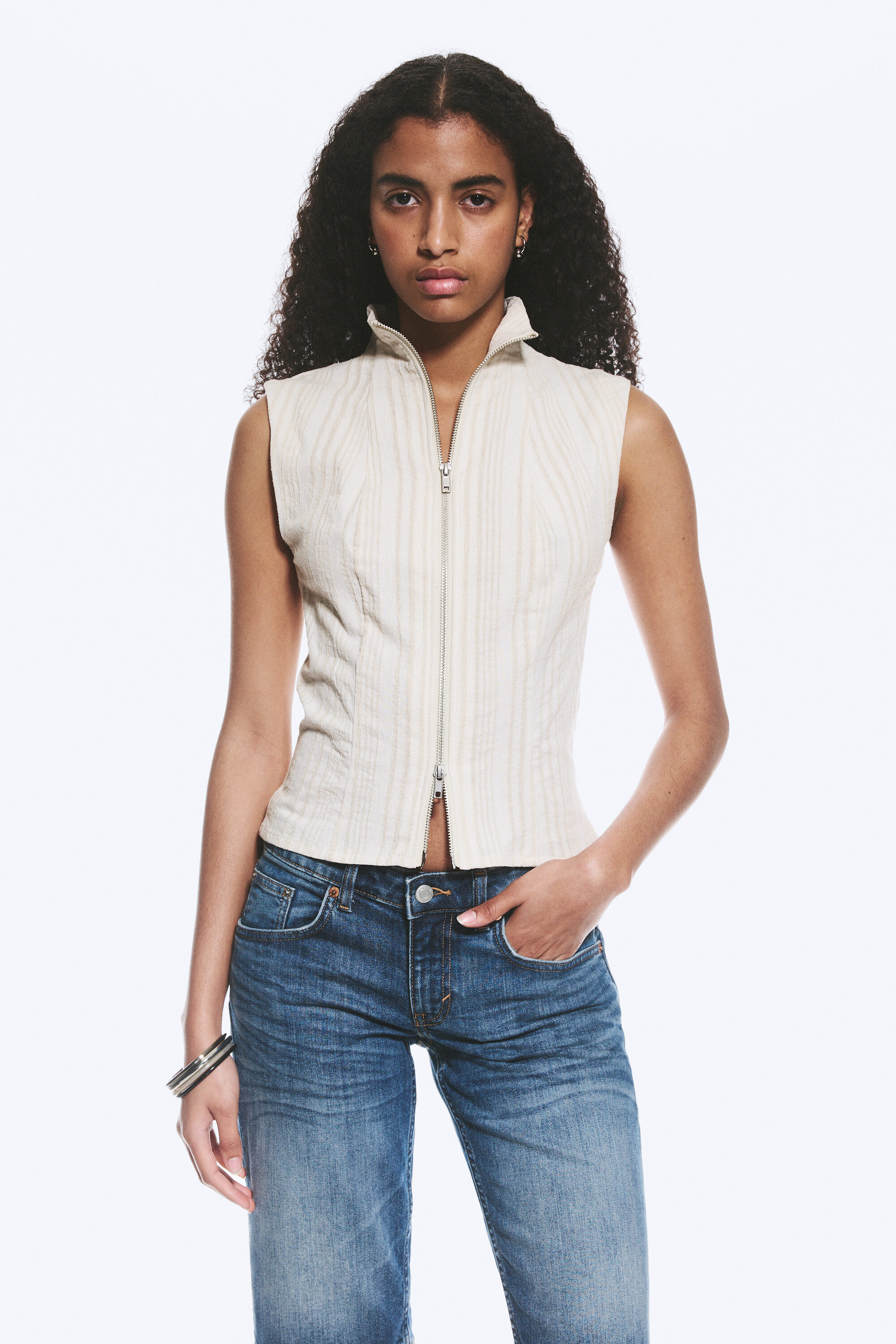sleeveless high‑neck zip top - Light Mole | Weekday GB