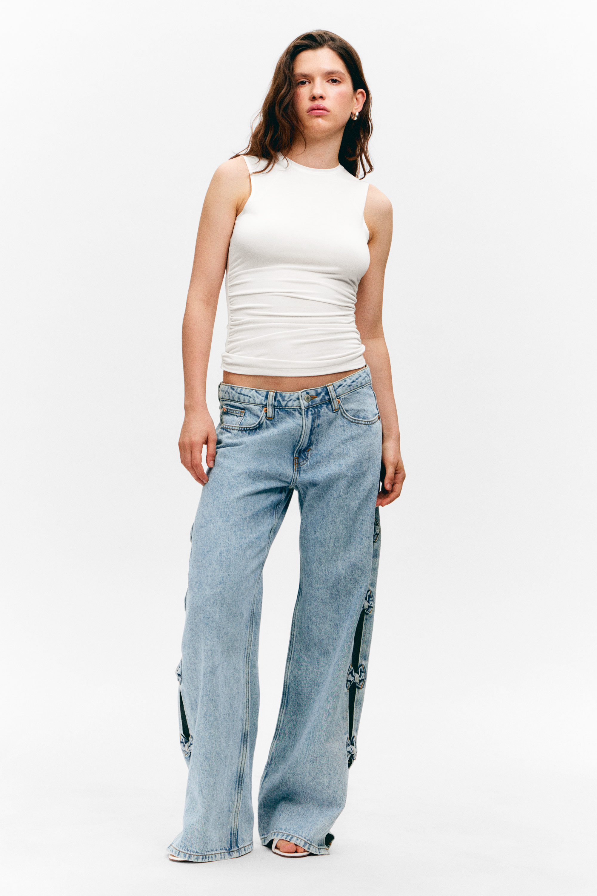 Mid Blue - Medium Blue - Imoo Low Rise Wide Leg Bow Jeans - 2