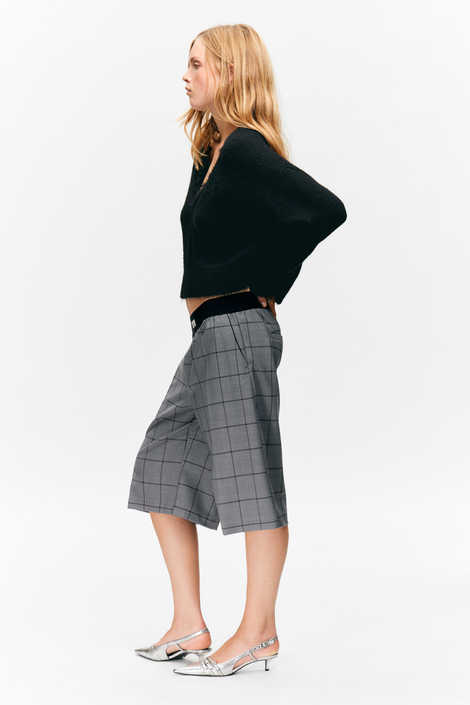 Checked Grey - Relaxed Low Waisted Pull-on Shorts - 2