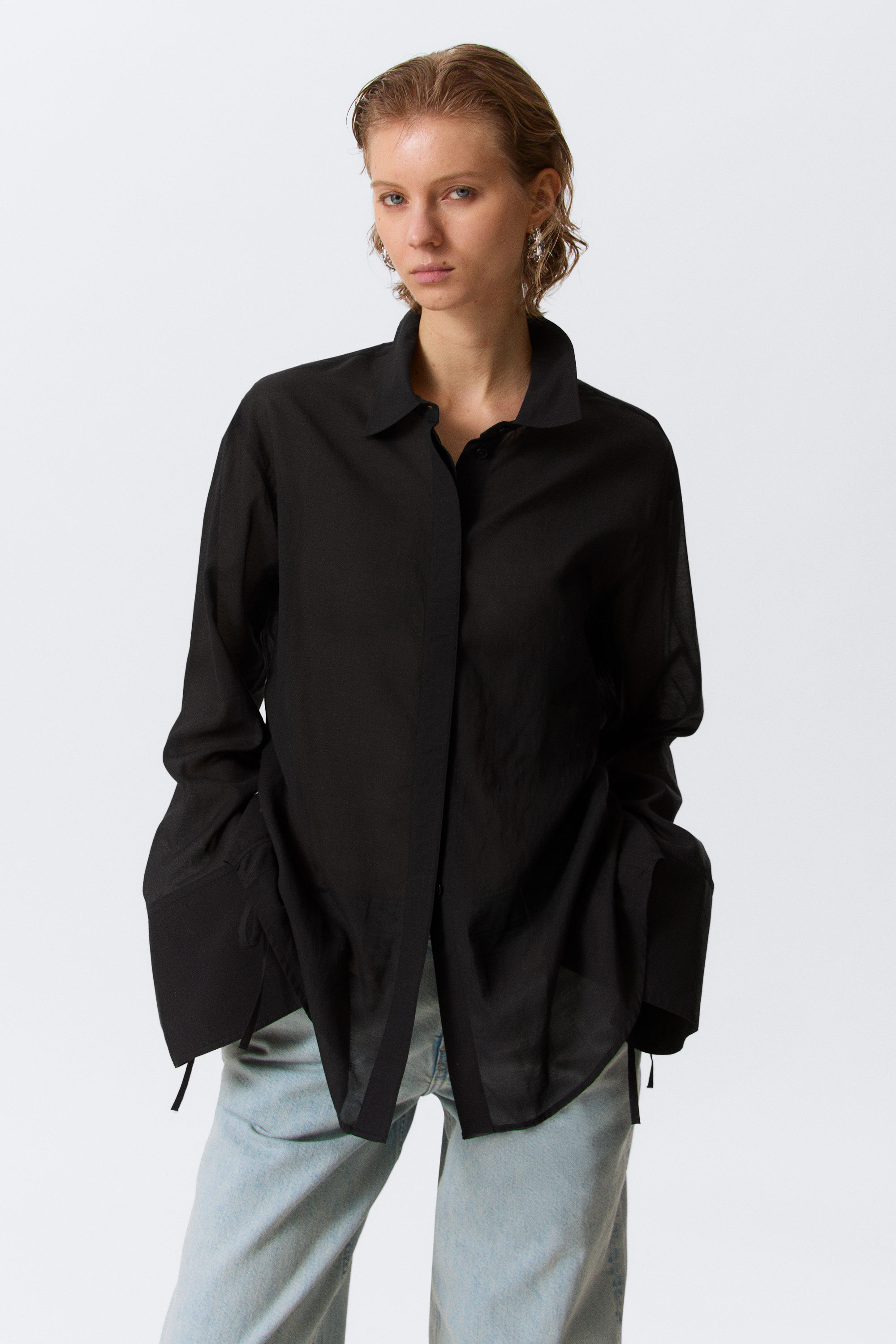 Black - Long-Sleeved Open Back Tie Shirt - 2