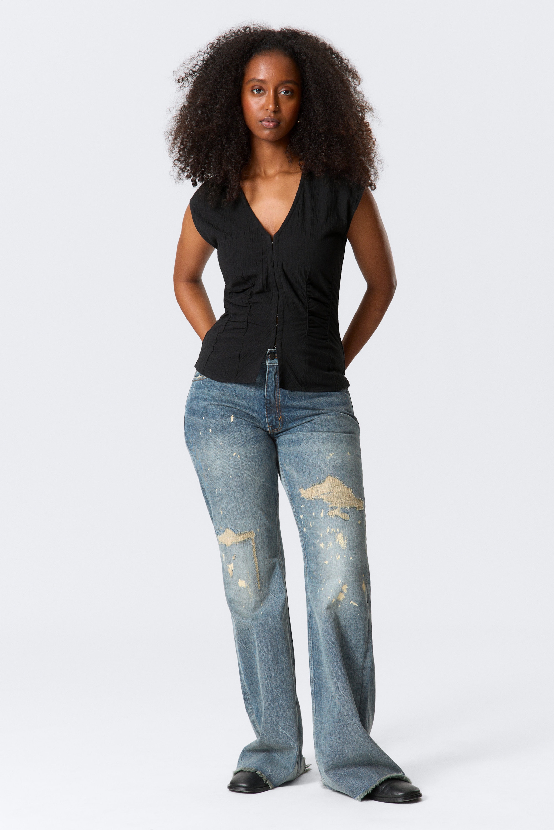 Black - Sleeveless Crinkle Top - 1