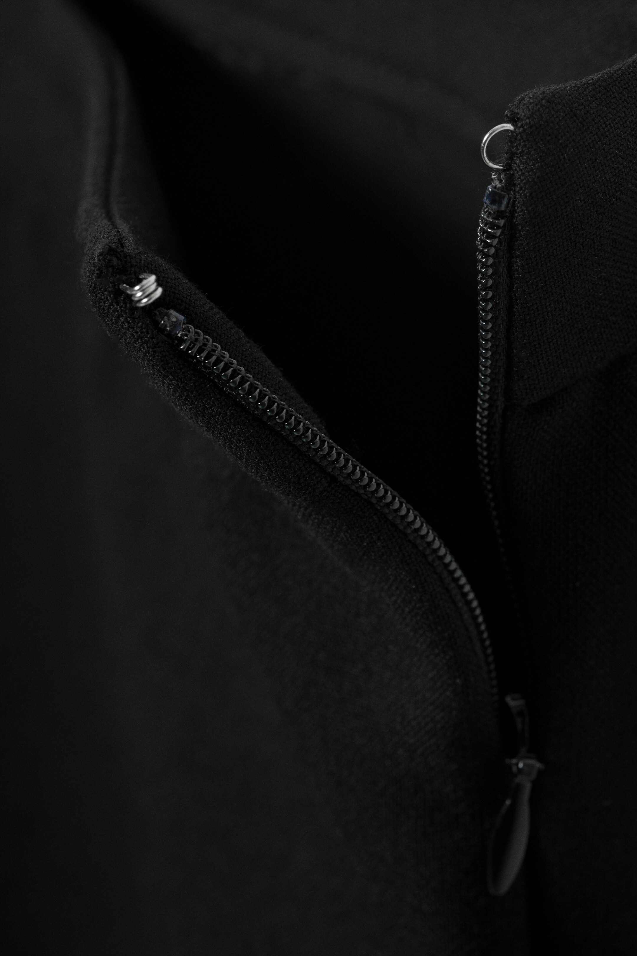 Grösseres Bild ansehen: Schlaghose mit niedrigem Bund - Schwarz - DAMEN | H&M CH 7