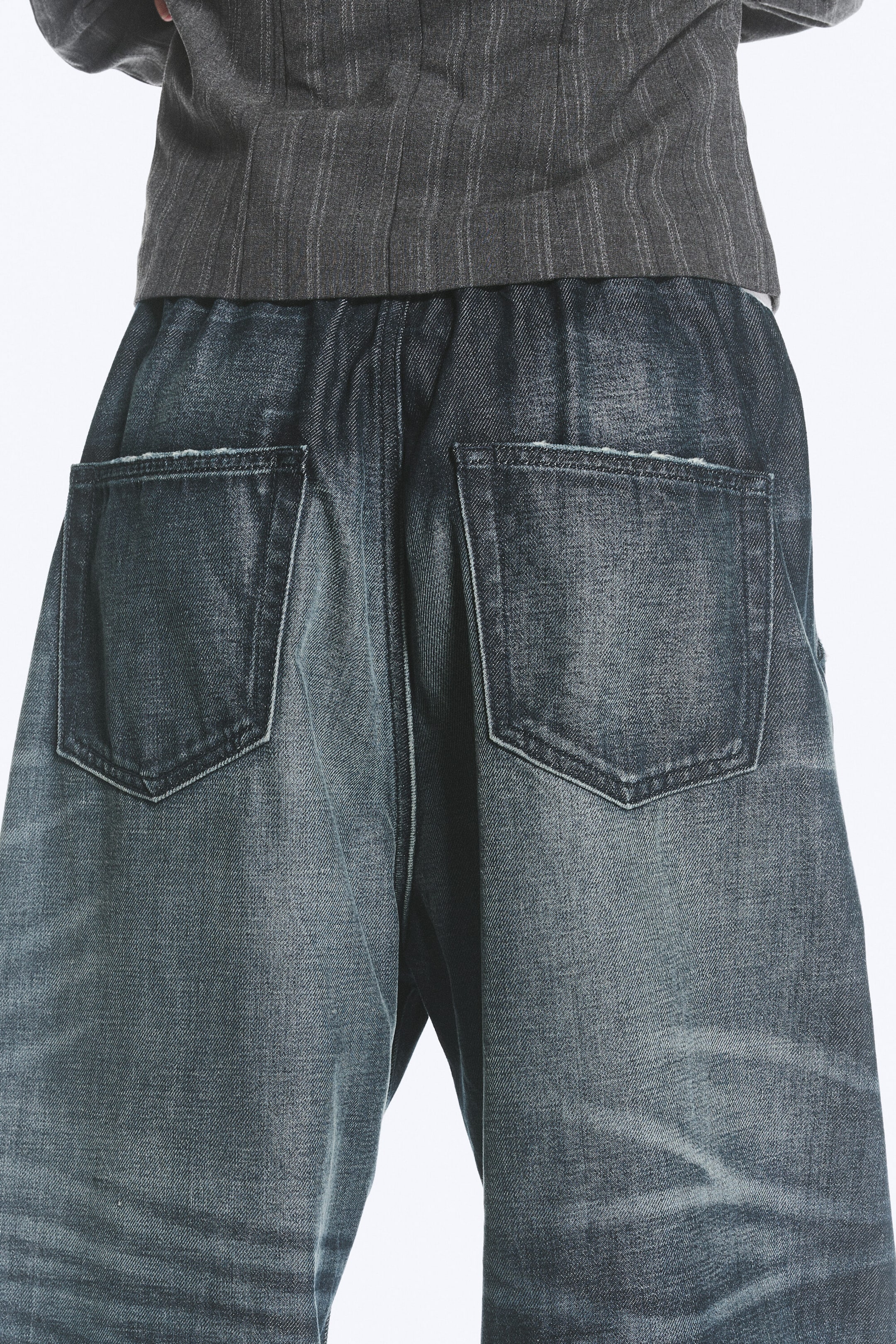 Bleu moyen - Bleu foncé - Jogging en denim ample taille basse - 4