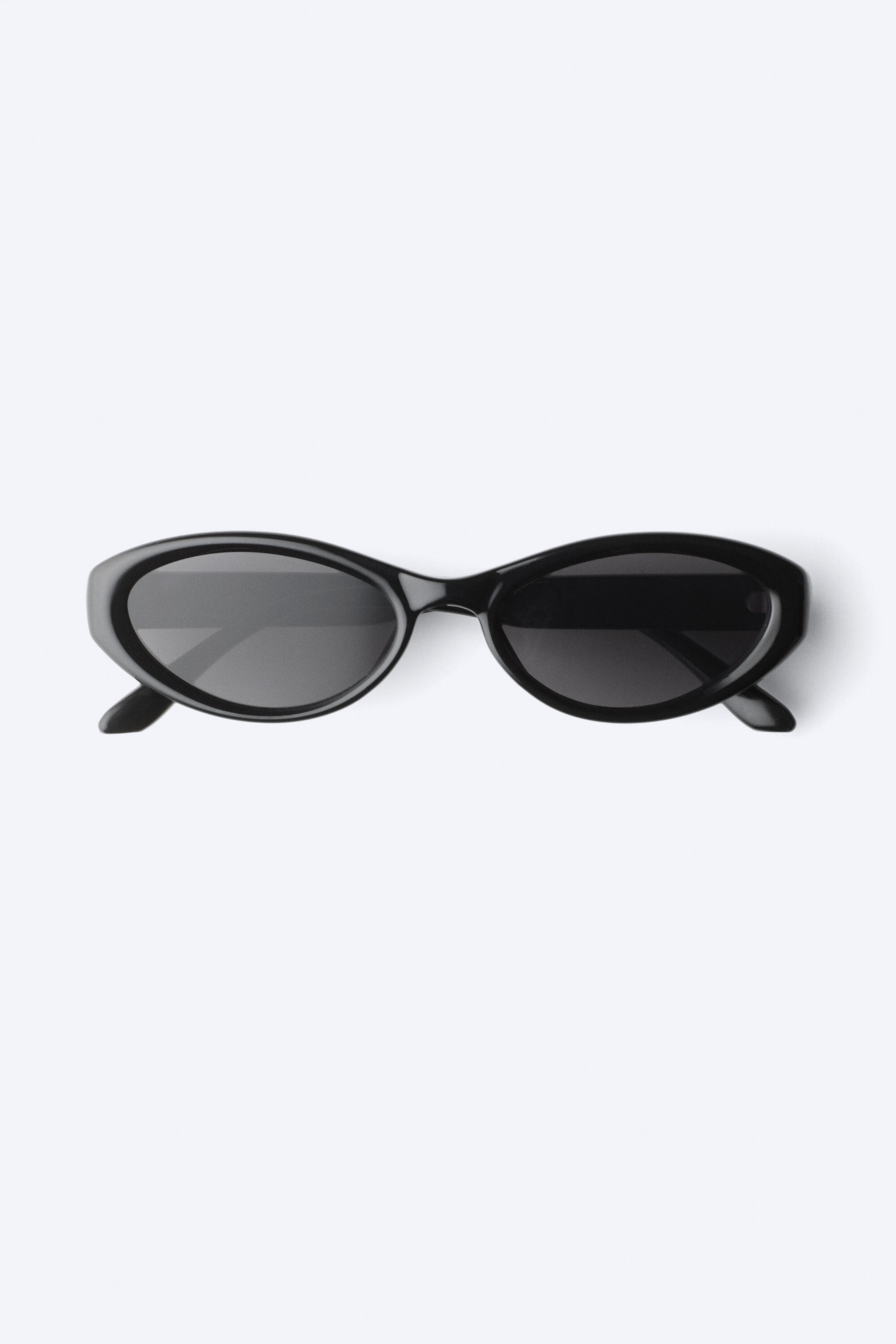 Black - Black Lenses - Oval Sunglasses - 2