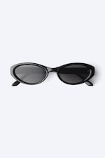 Black - Black Lenses - Oval Sunglasses - 2