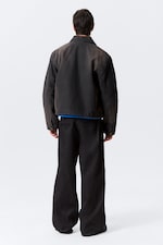 Schwarz - Locker geschnittene, kastige Zip-Jacke - 3