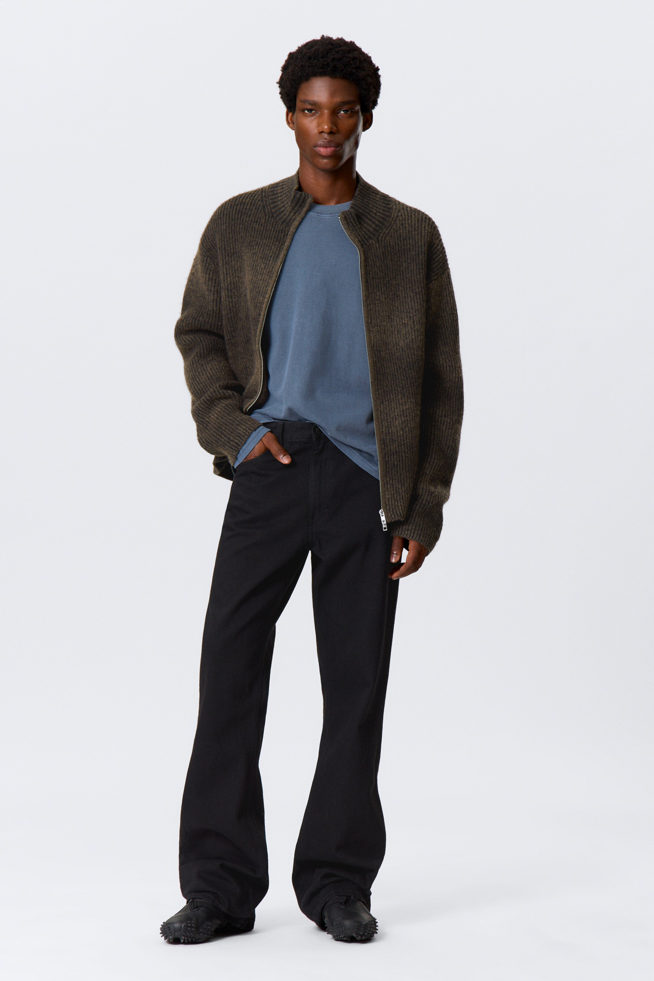 Grösseres Bild ansehen: Strickjacke mit Reißverschluss aus Wollmischung - Dunkelbraun mit Space-Dye - HERREN | H&M CH 4