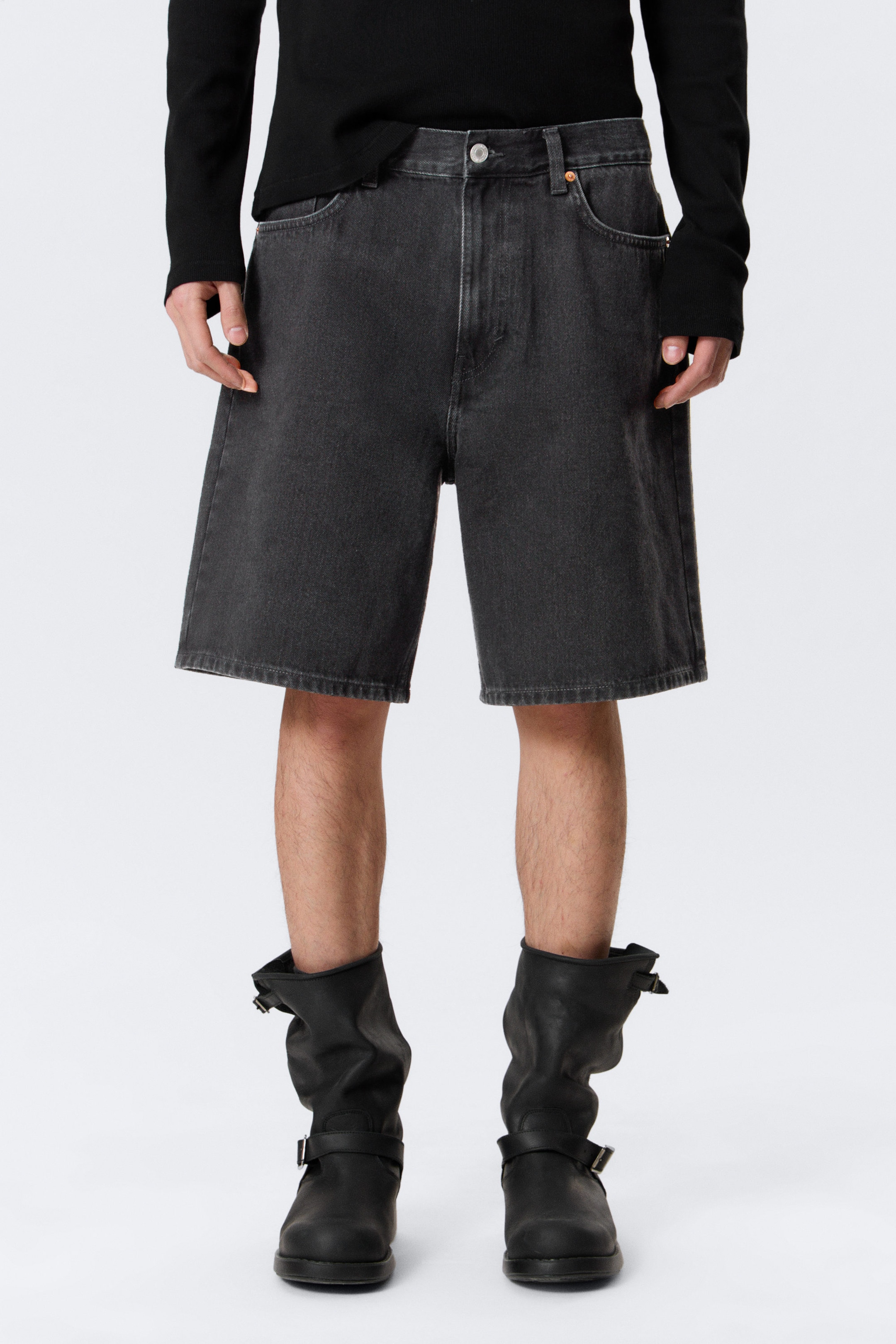 Tuned black - Galaxy Mid Rise Loose Denim Shorts - 2