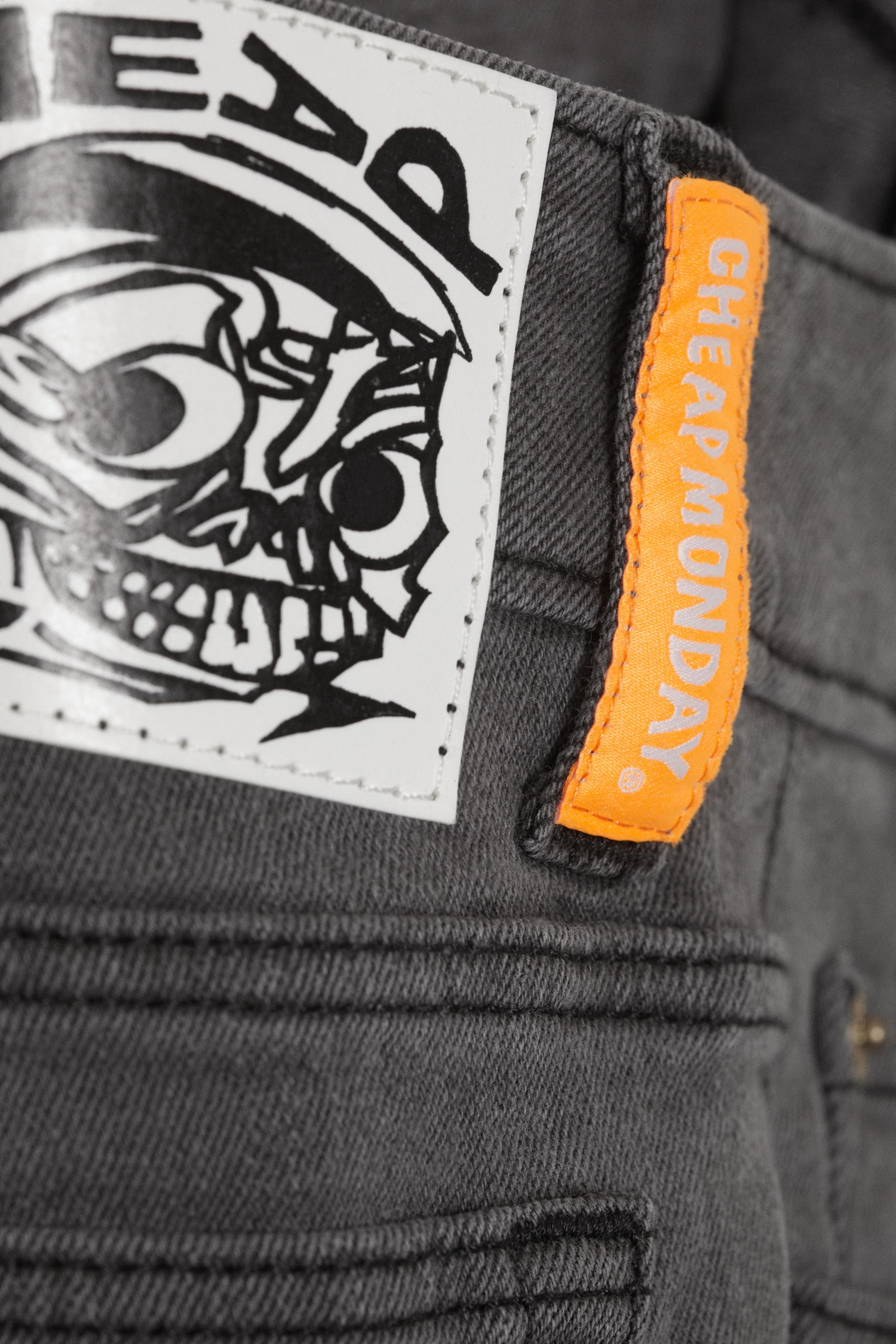Bored Grey - Grå - Sleezie Low Waist Skinny Jeans - 5