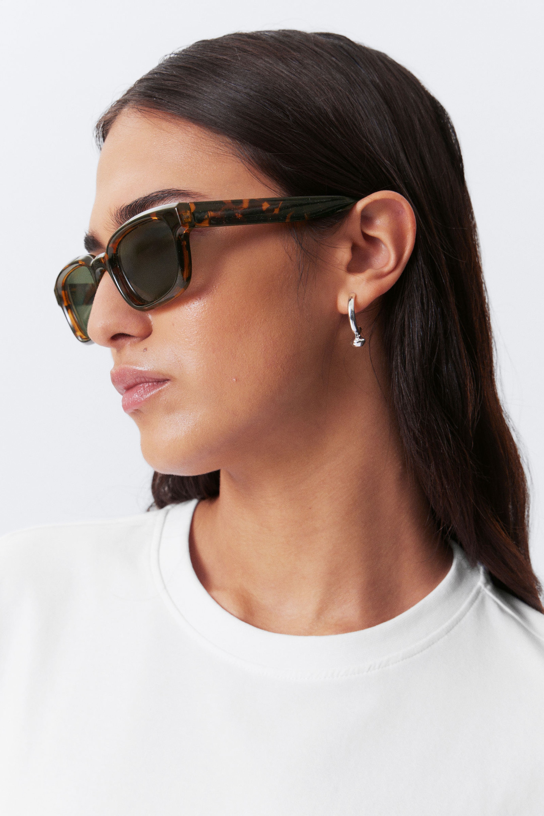 Tortoiseshell - Dark Lenses - Bold Rectangular Frame Unisex Sunglasses - 2