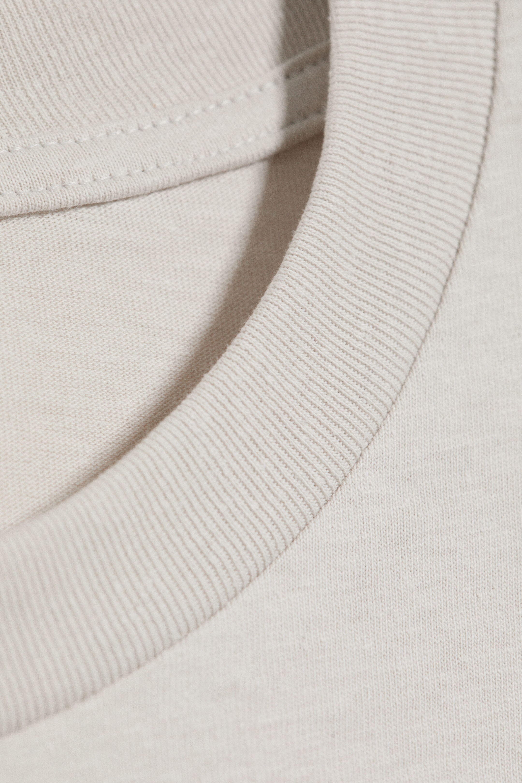 Helles Maulwurfsgrau - Boxy T-Shirt aus Baumwolle mit Flügelärmeln - 5