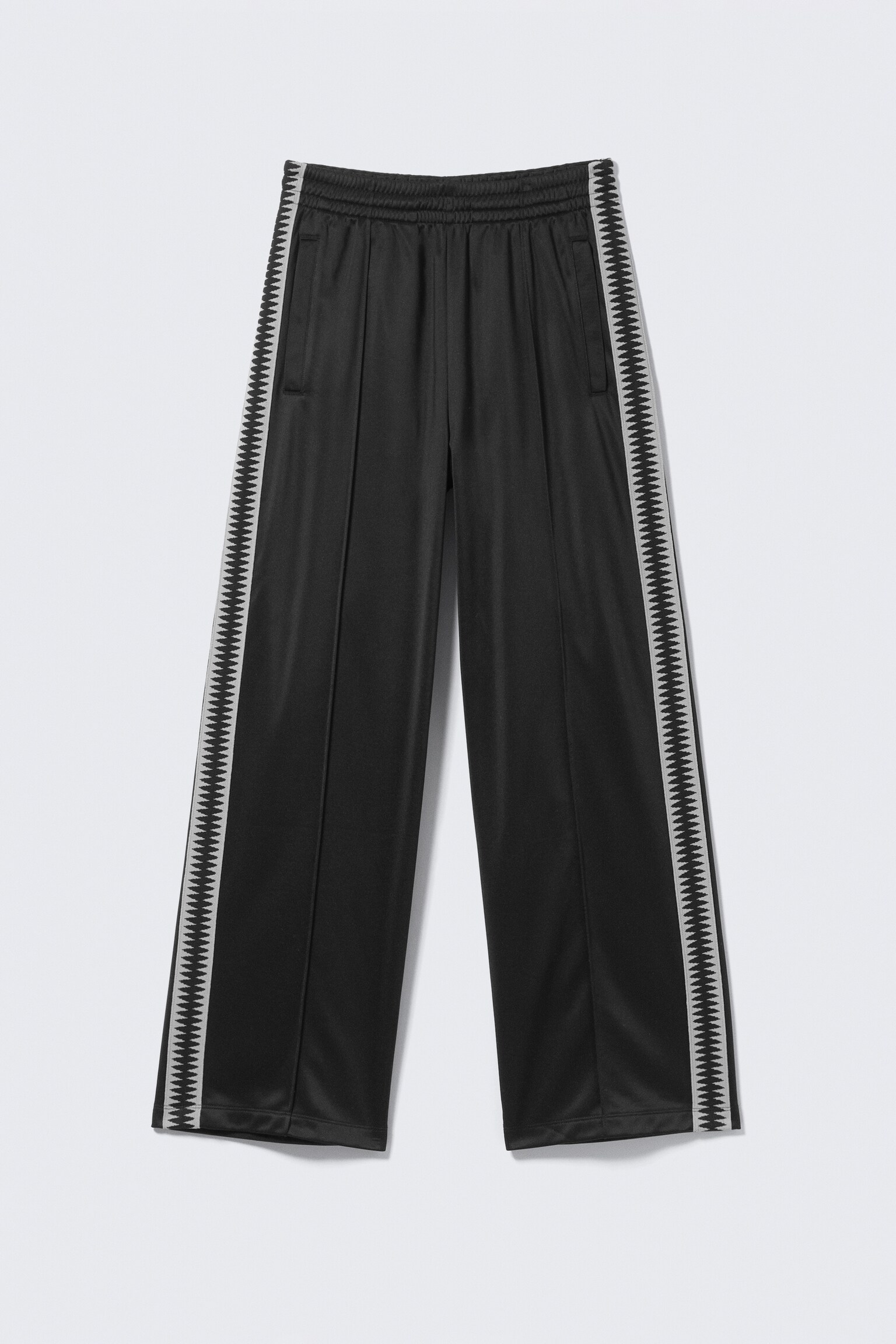 Relaxed Contrast Stripe Trackpants - Black/Green - 2