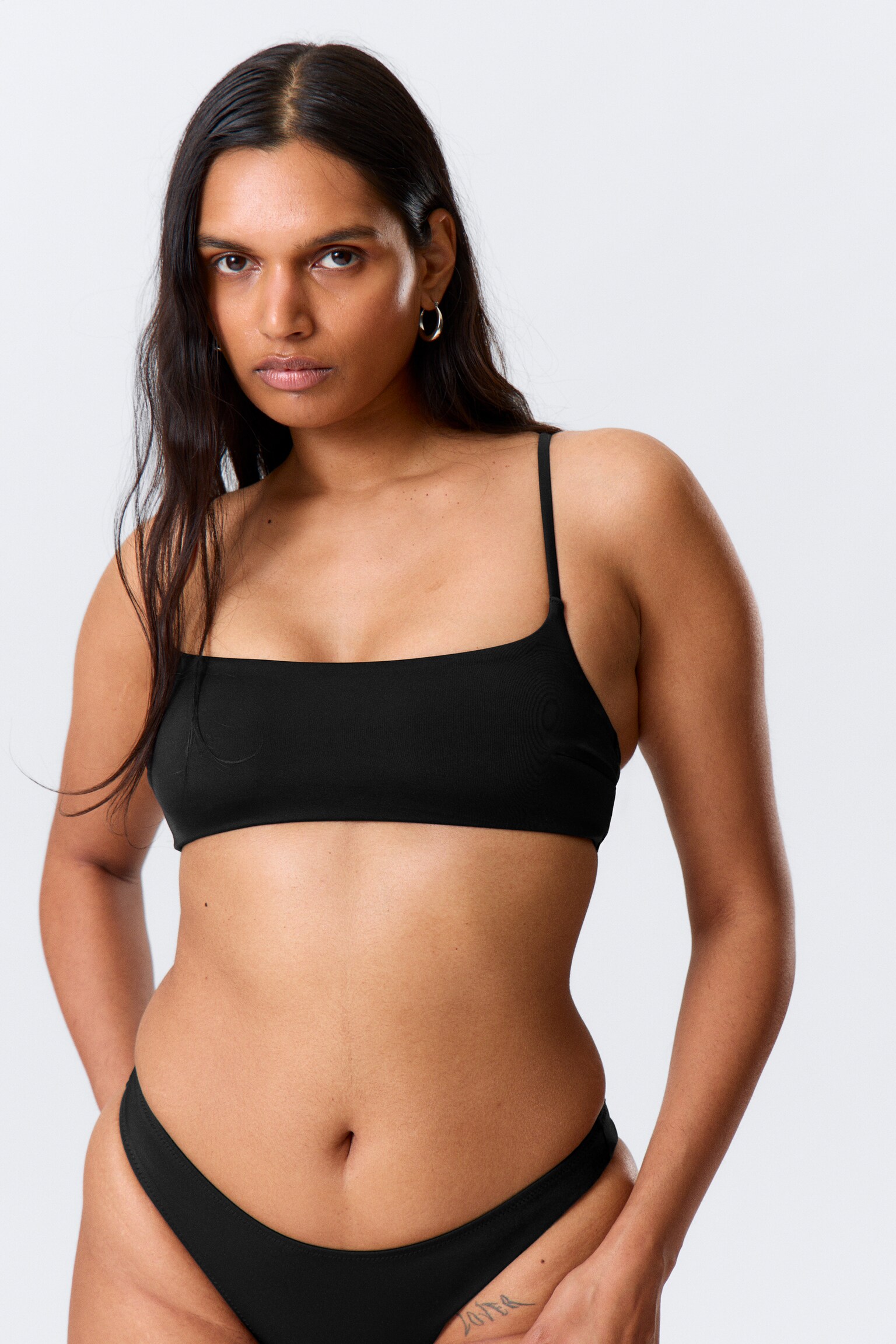 2-pack Scoop Neck Bikini Tops - Black & Beige - 7