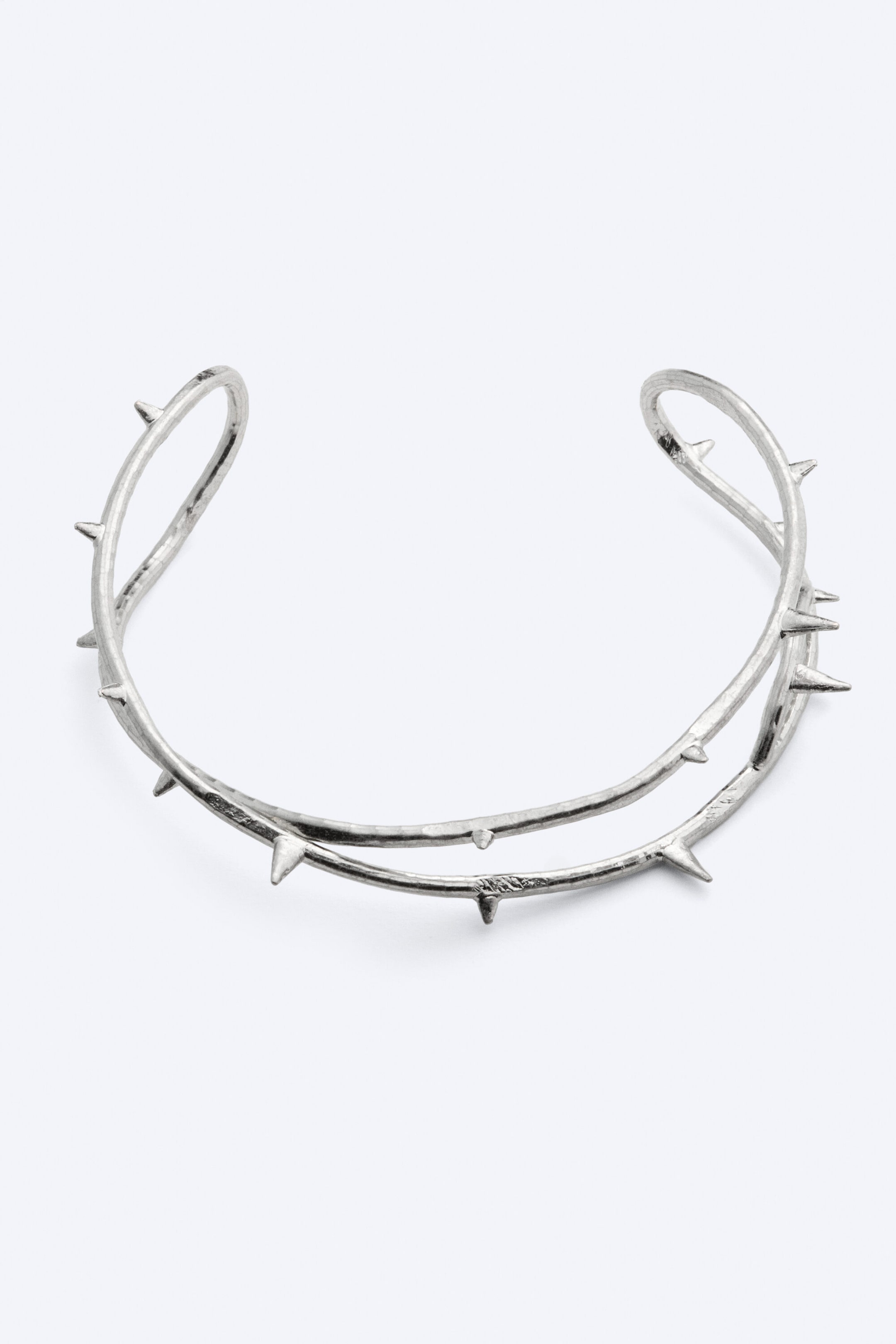 Dusty Light/Grey - Thorn Choker Necklace - 2