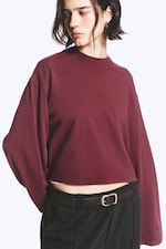 Washed Red - Cropped Oversized Long-Sleeved T-shirt - 2