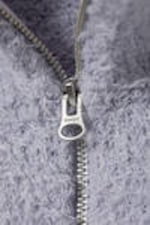 Gedecktes Flieder - Zottelige Strickjacke mit Reißverschluss Carla - 1