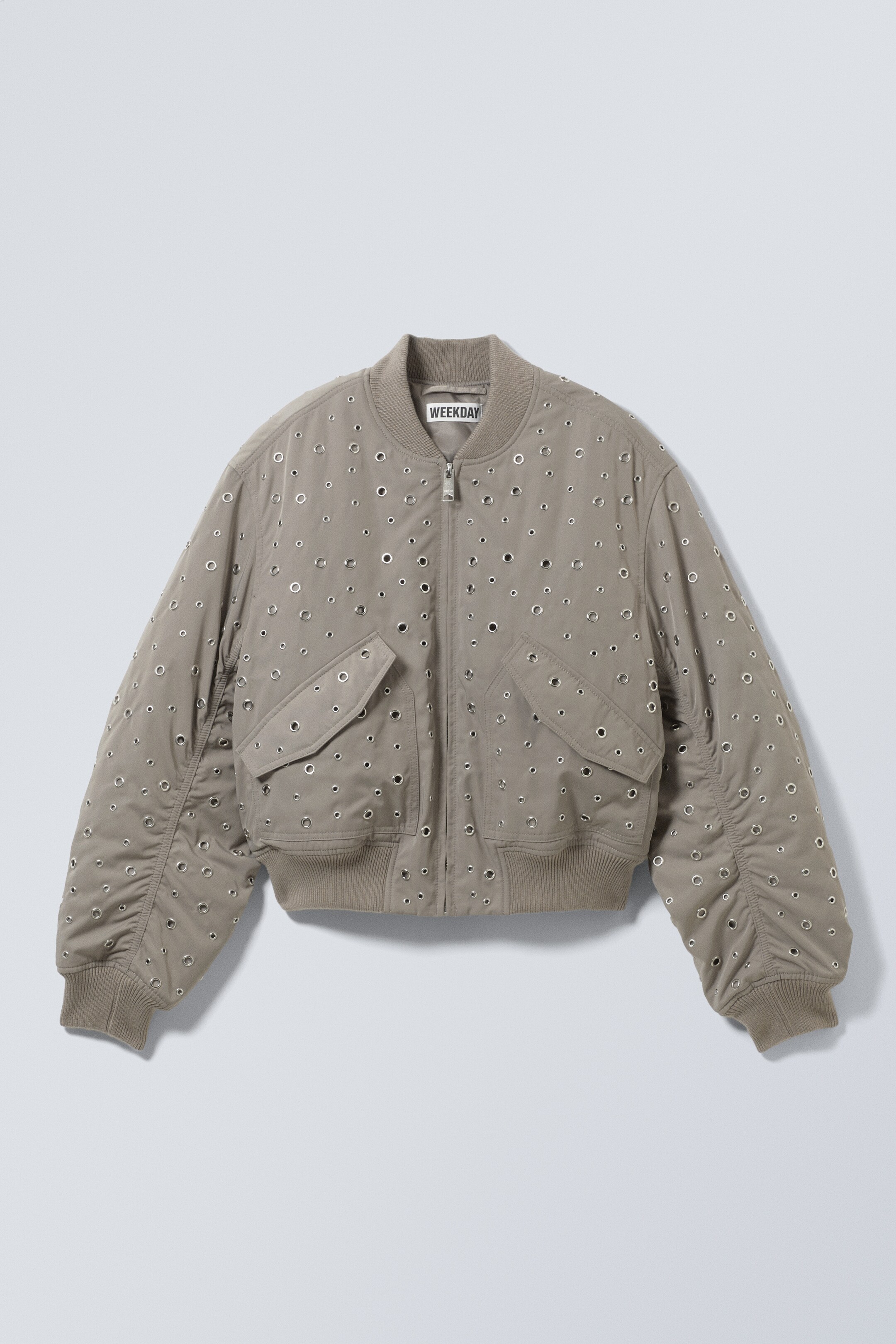 Προβολή μεγαλύτερης εικόνας: Cropped Eyelet Bomber Jacket - Dusty Mole - Ladies | H&M GR 2