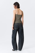 Grau - Schlankes Baumwoll-Unterhemd mit V-Ausschnitt - 2