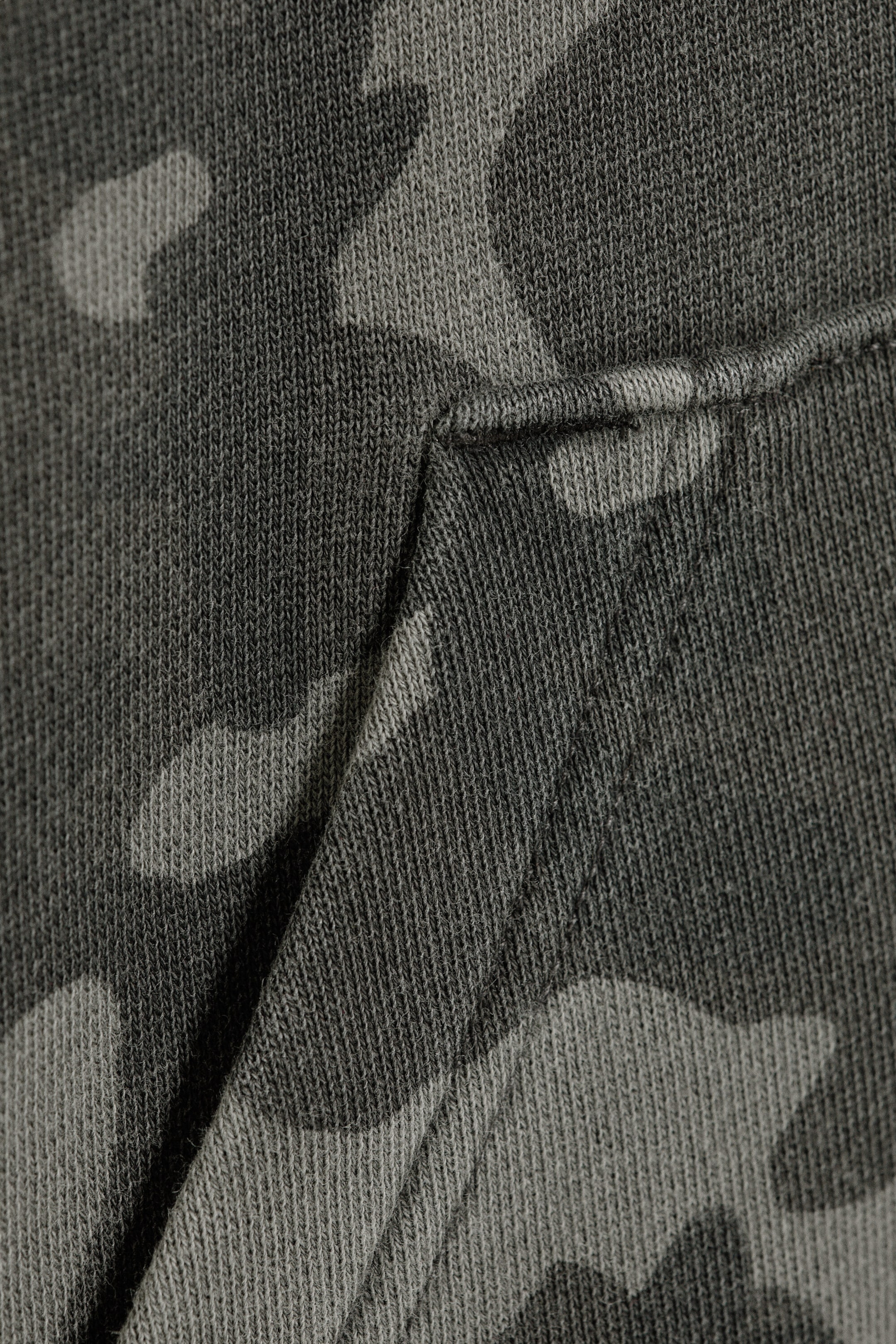 Grau/Camouflage - Oversized Hoodie mit Print - 4