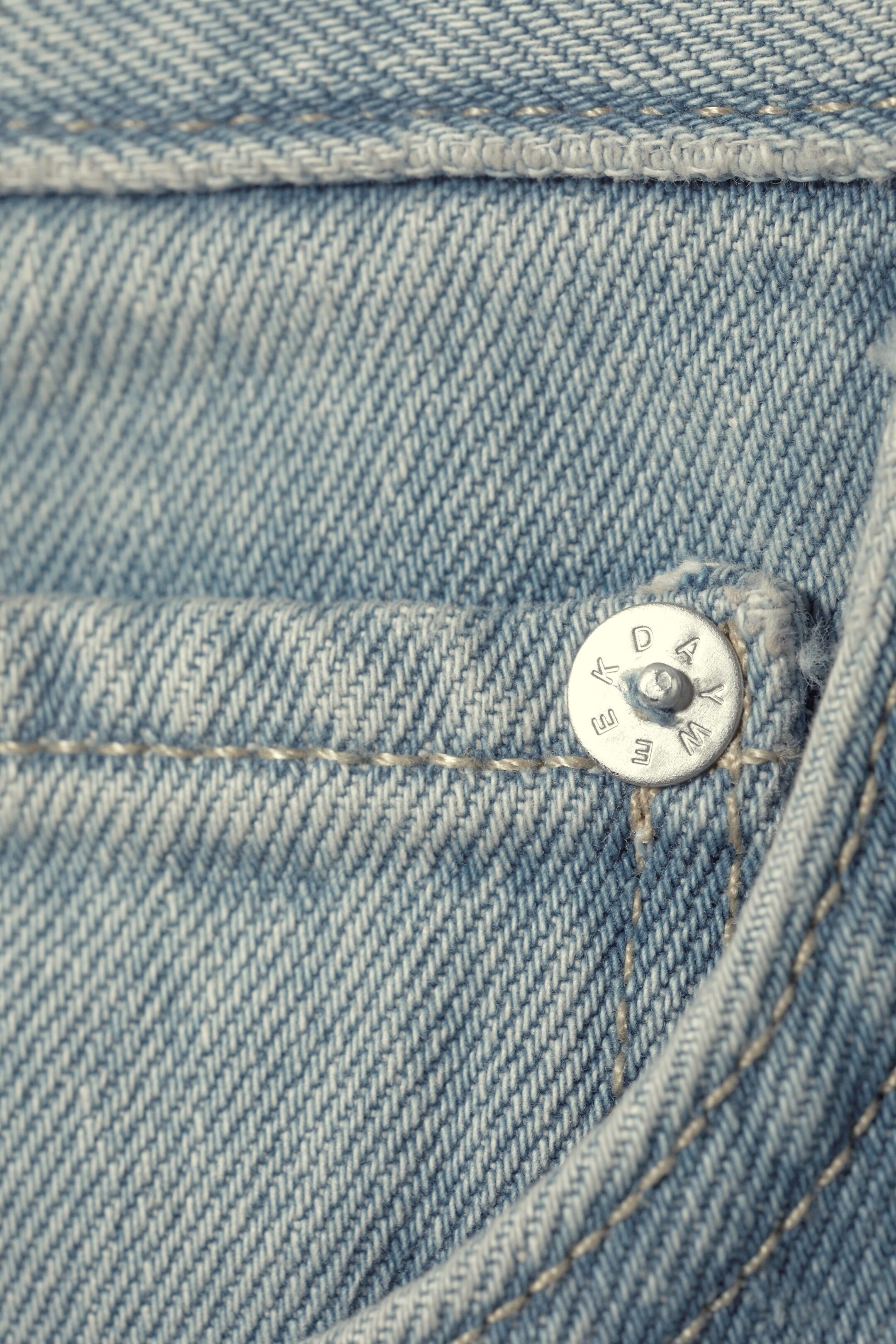 Verona blue - Pine Regular Tapered Jeans - 1