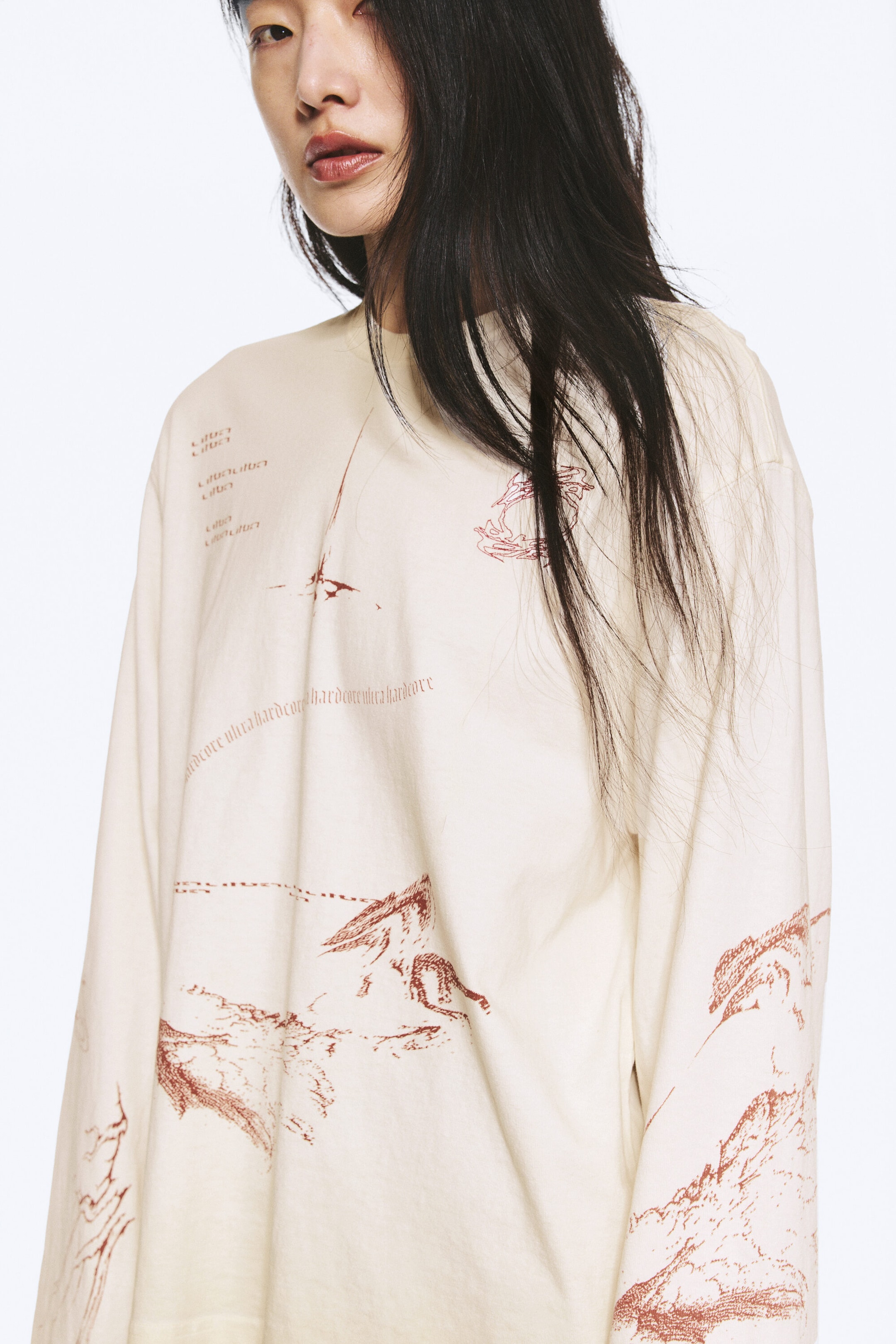 Ljusbeige - Street Print - Boxig tryckt långärmad topp - 2