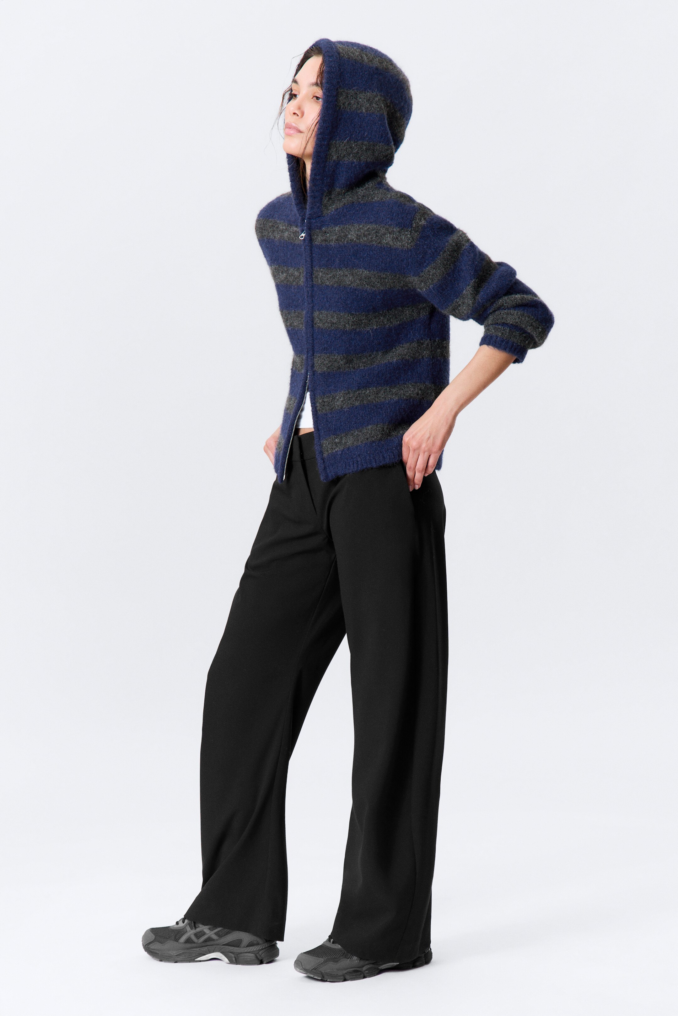 Agrandir l'image: Sweat à capuche zippé en maille de laine mélangée - Rayures bleues et grises - FEMME | H&M FR 4