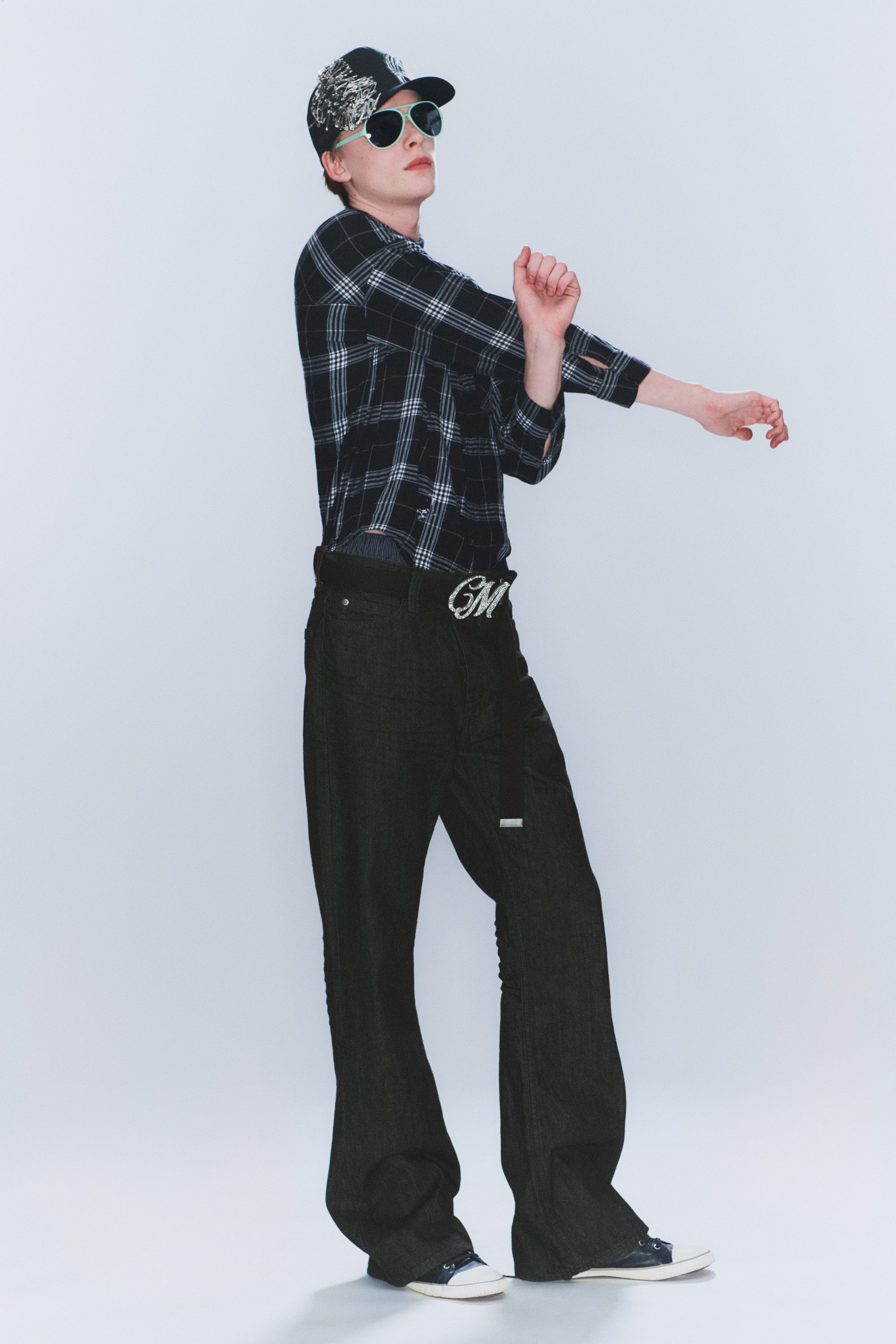 Extra Black Rinse - Boo Bootleg Low Waist Regular Bootcut Jeans - 2