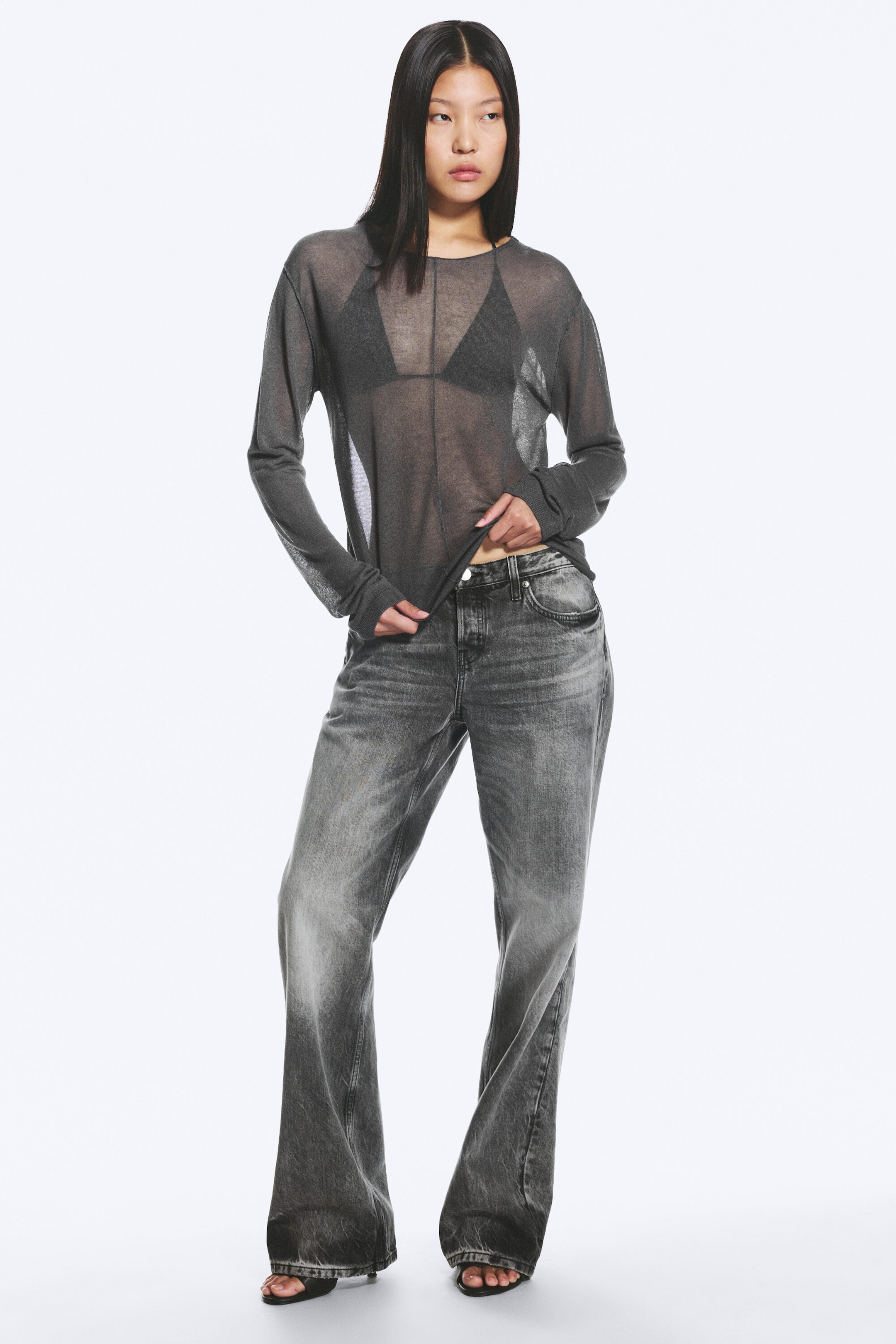 Gris foncé - Pull ample confectionné en maille transparente - 2