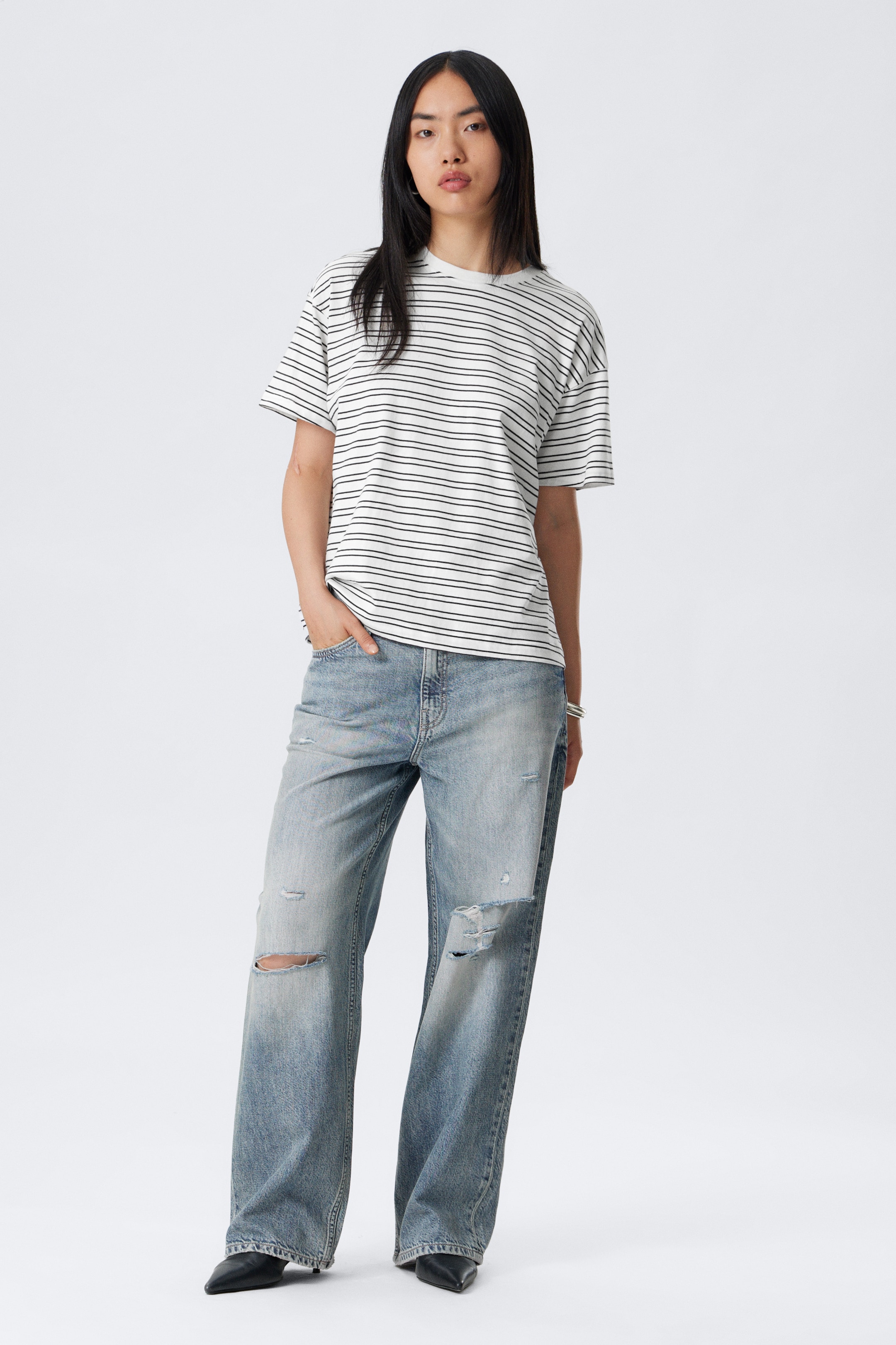 Zobacz większy obraz: Bawełniany T-shirt Boxy Relaxed - Striped White - ONA | H&M PL 2