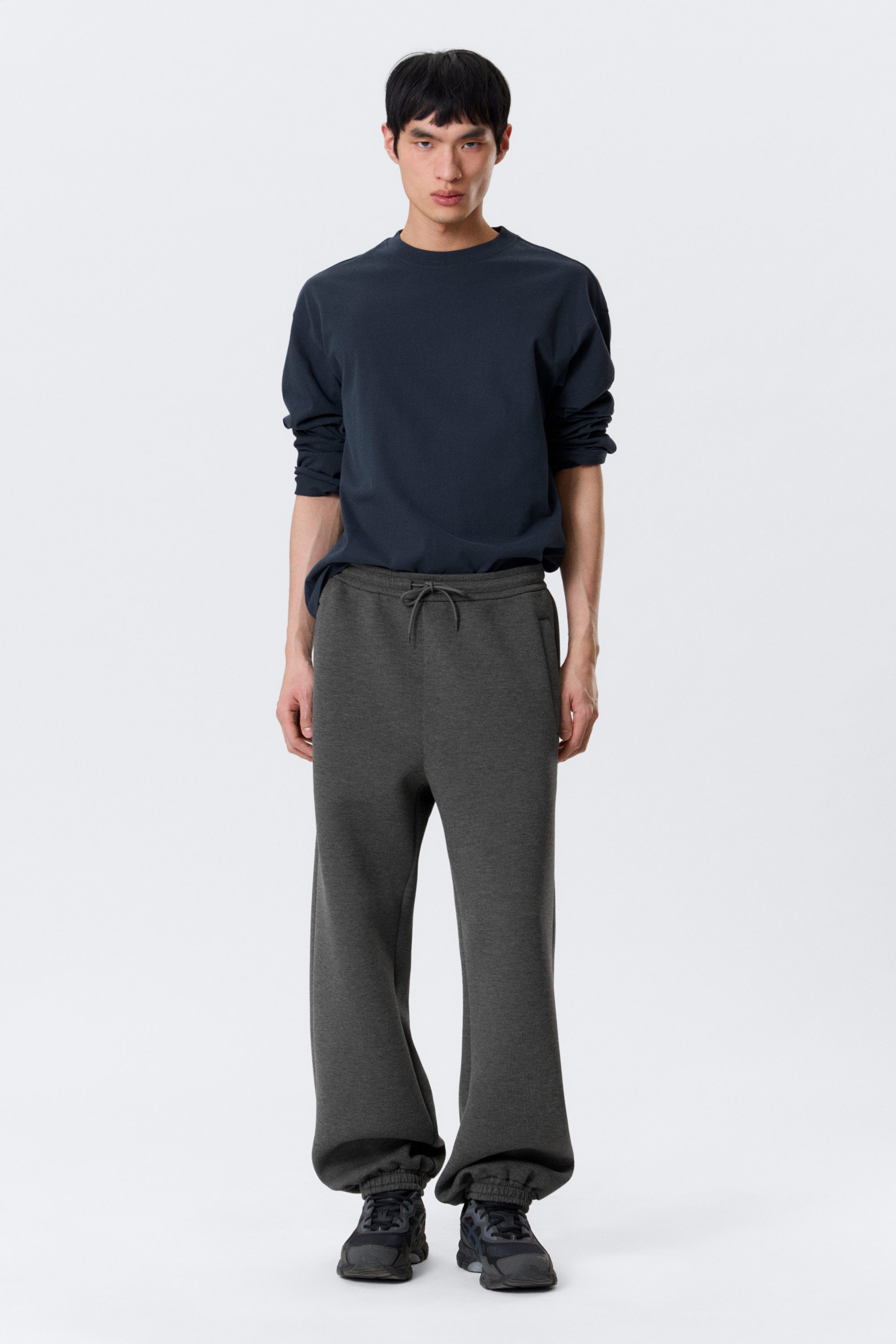 Dark Grey - Simon Scuba Sweatpants - 2