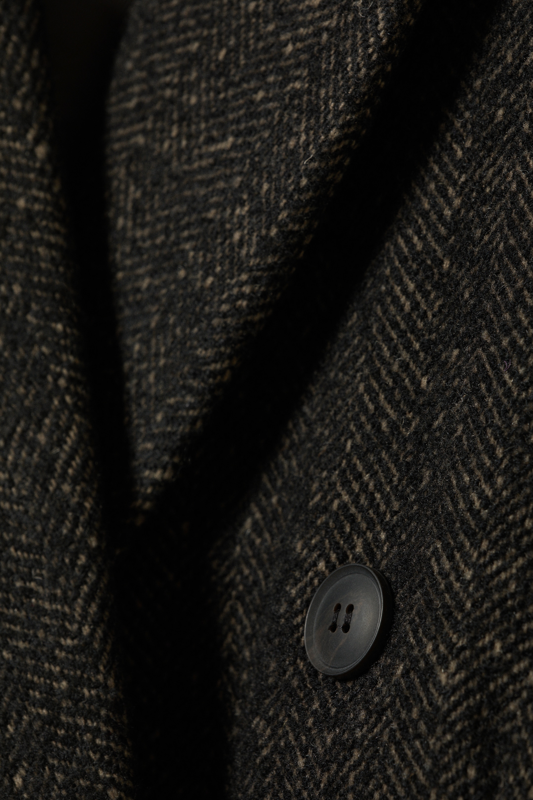 Zobrazit větší obrázek: Oversized Double-Breasted Wool-Blend Coat - Tmavě hnědá - ŽENY | H&M CZ 7