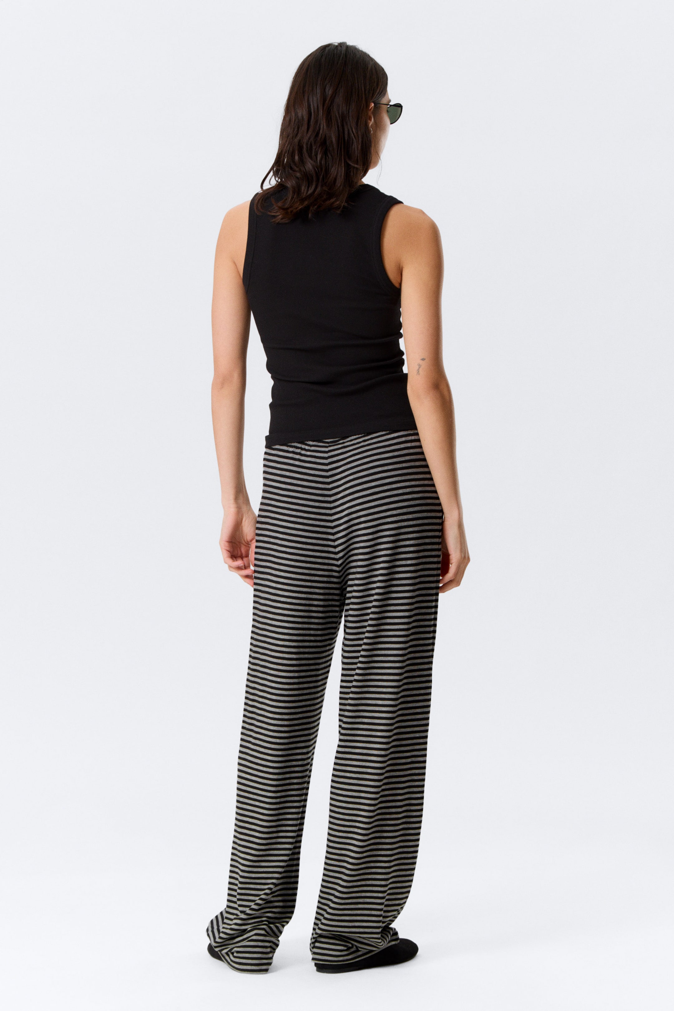 Black & Grey Stripes - Wide-Leg Pull-On Lyocell Trousers - 3