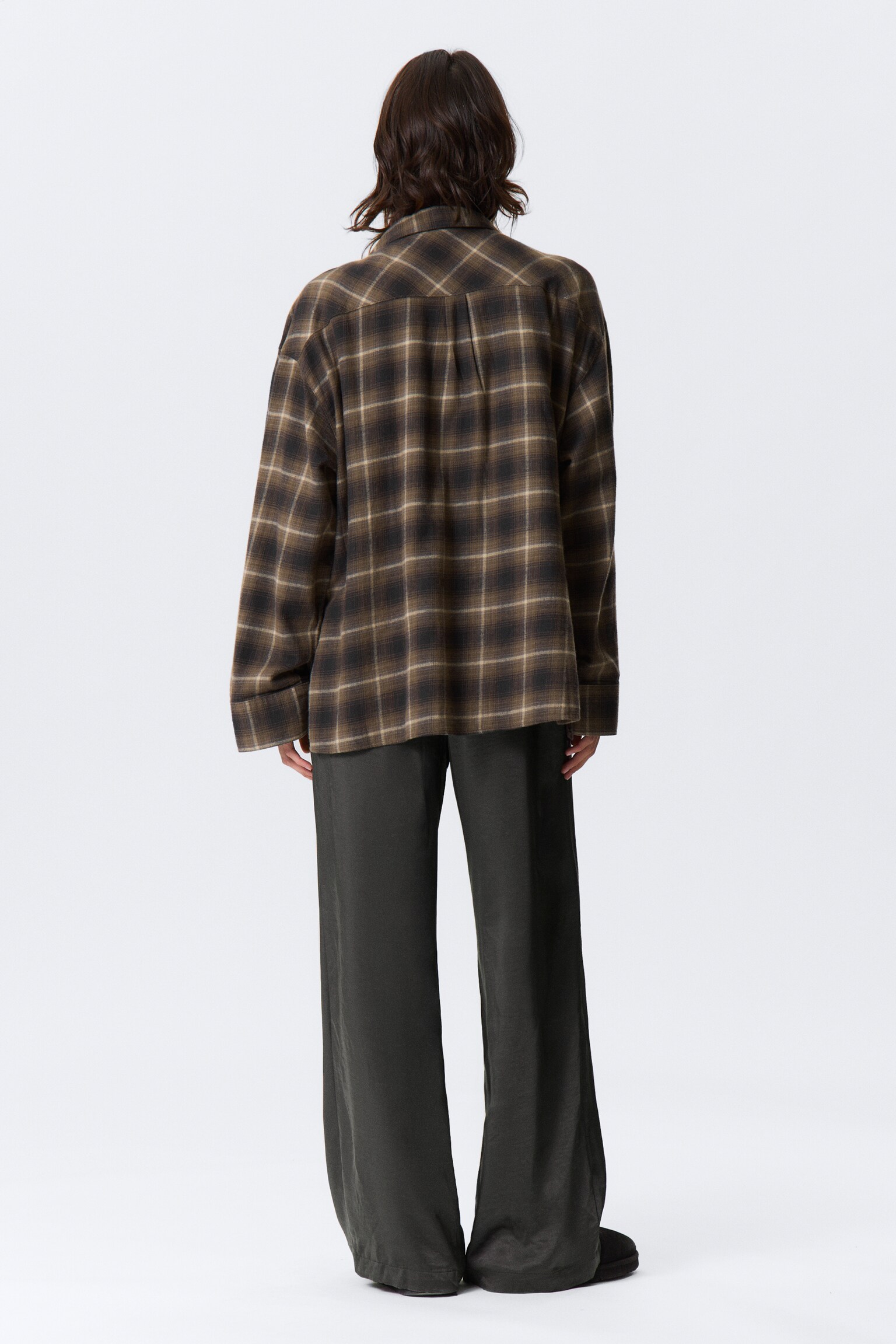 Relaxed Flannel Pyjama Shirt - Checked Dark Brown/Checked Beige - 4