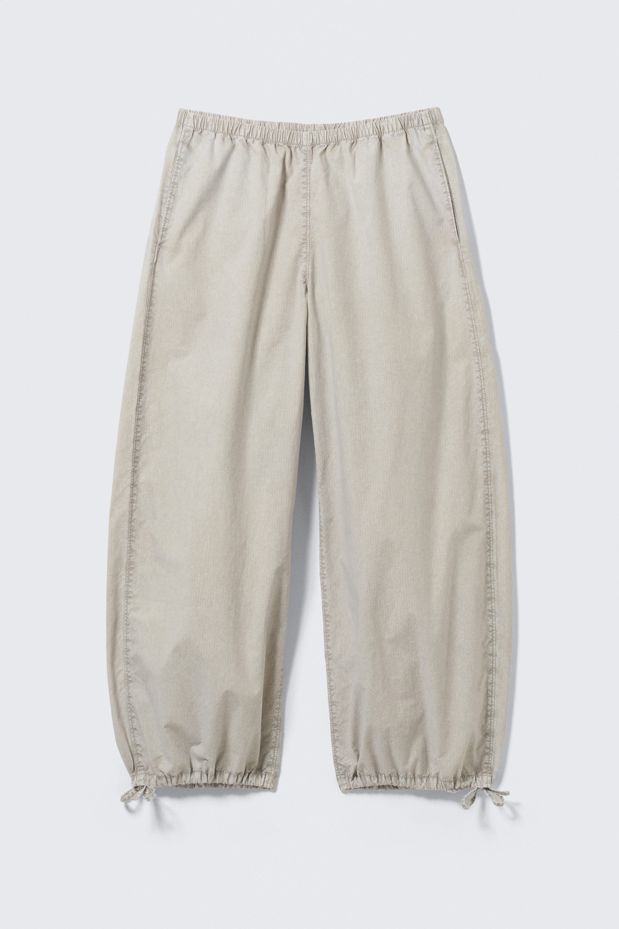 Helles, staubiges Graubraun - Ripstop-Hose zum Reinschlüpfen mit niedrigem Bund - 5