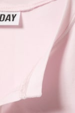 Hellrosa - Schmales, ärmelloses Top mit V-Ausschnitt - 5