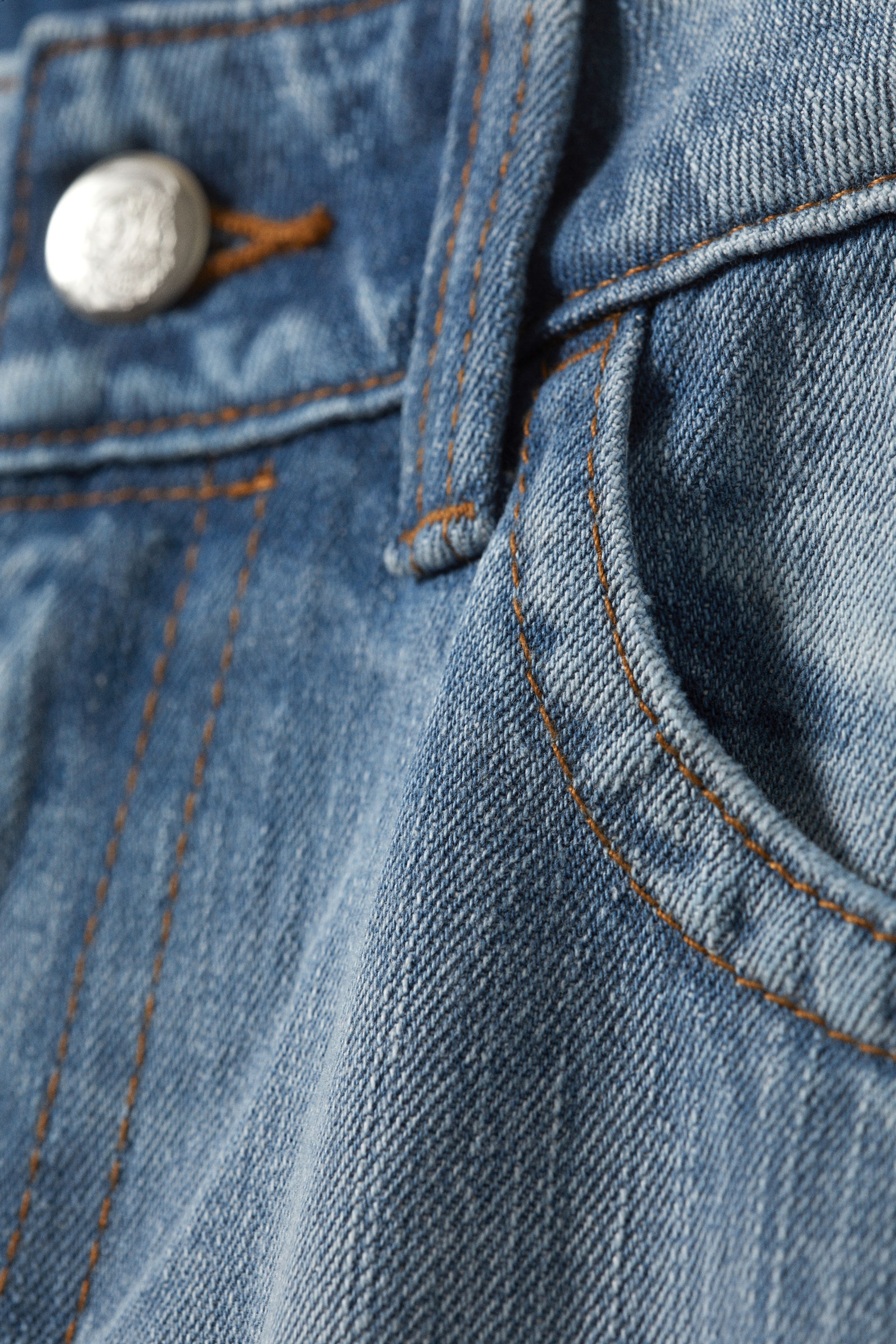 Kite Blue - Medium/Light Blue - Messy Low Rise Regular Straight Jeans - 2