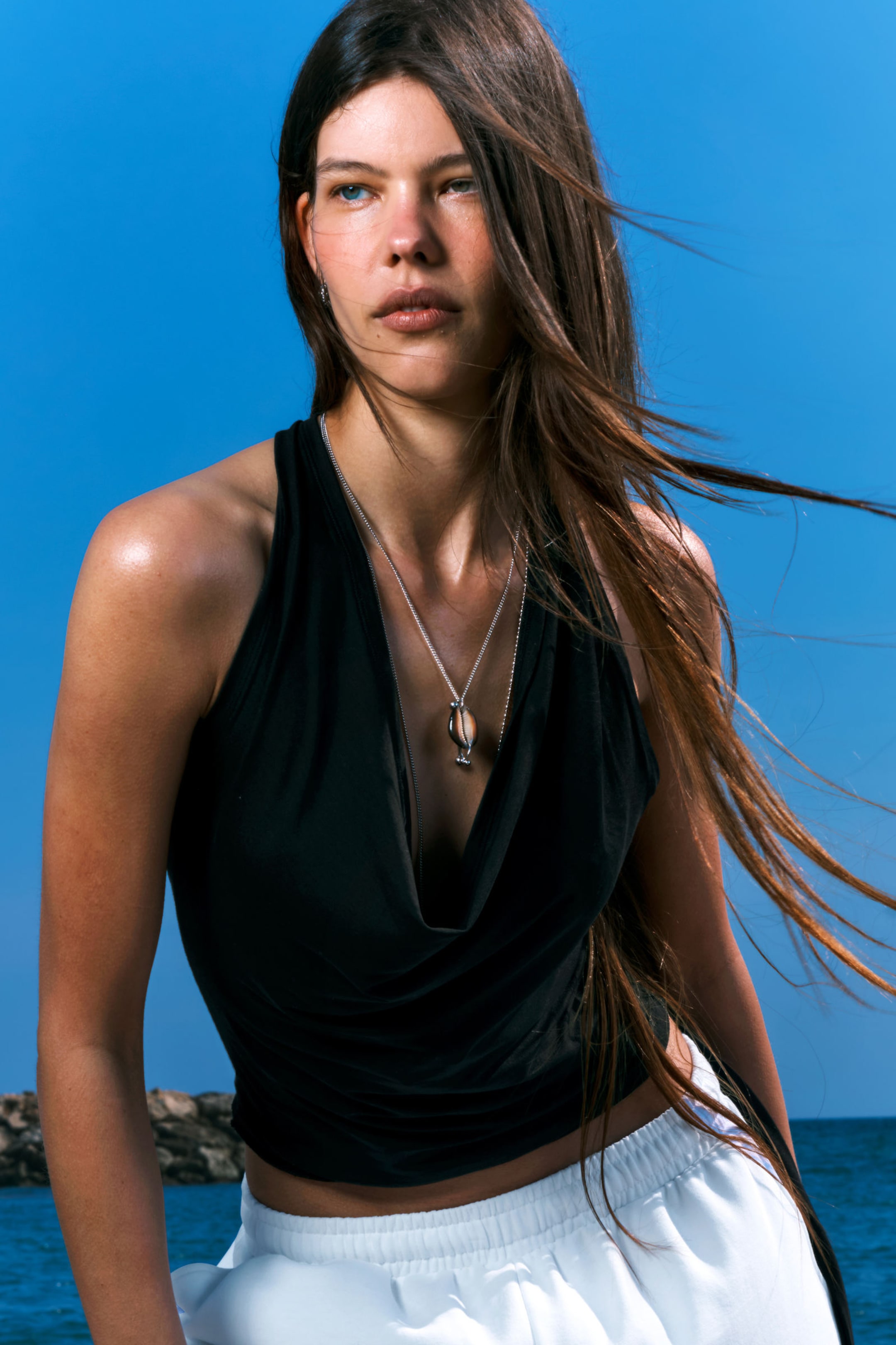 #272627 - Neckholder-Top mit Wasserfallausschnitt - 1
