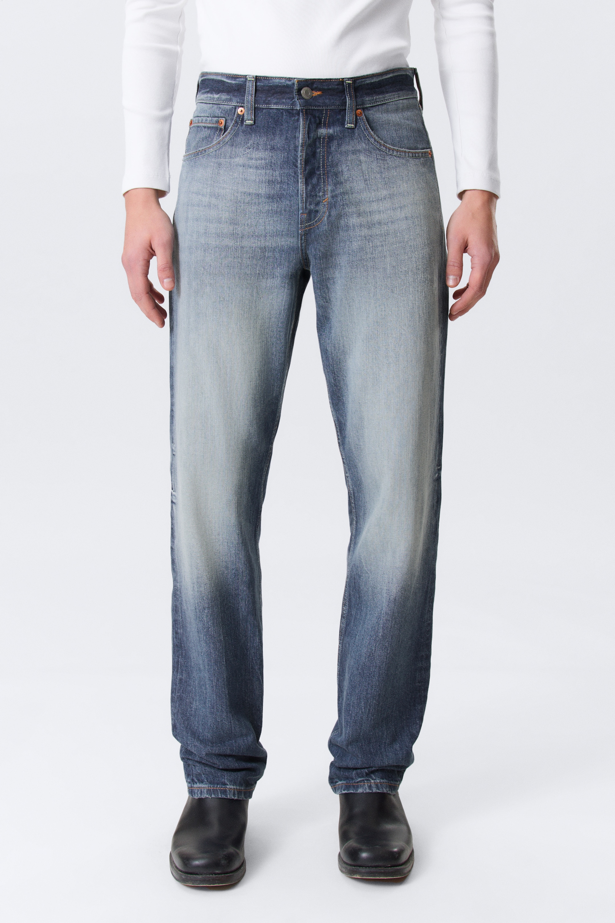Visa större bild: Orbit Mid Waist Regular Straight Leg Jeans - Board Blue - Mellanblå - DAM | H&M SE 5