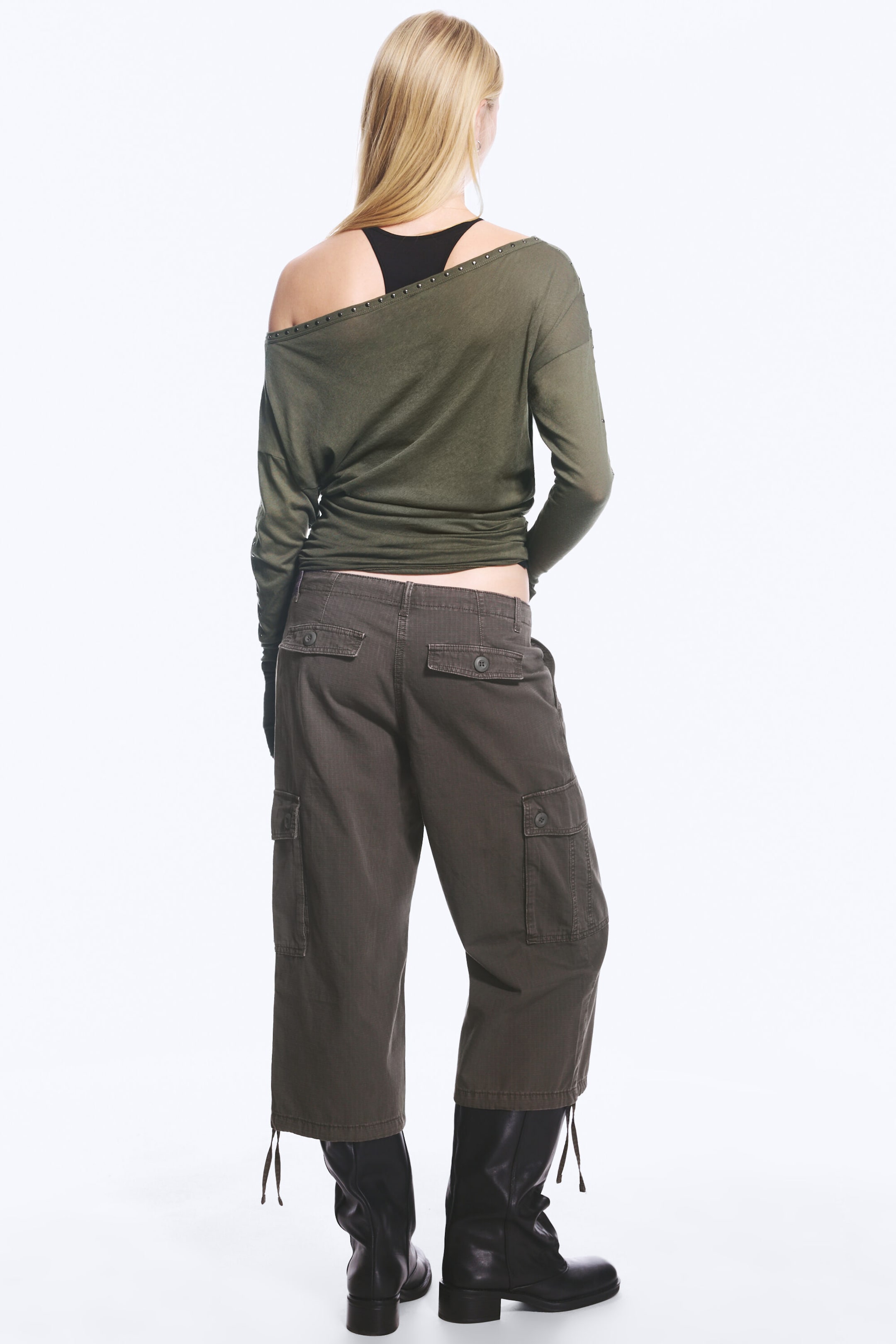 Vert kaki foncé - Top clouté à épaules dénudées et manches longues - 3