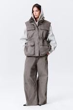 Dark Grey - Oversized Padded Utility Vest - 3