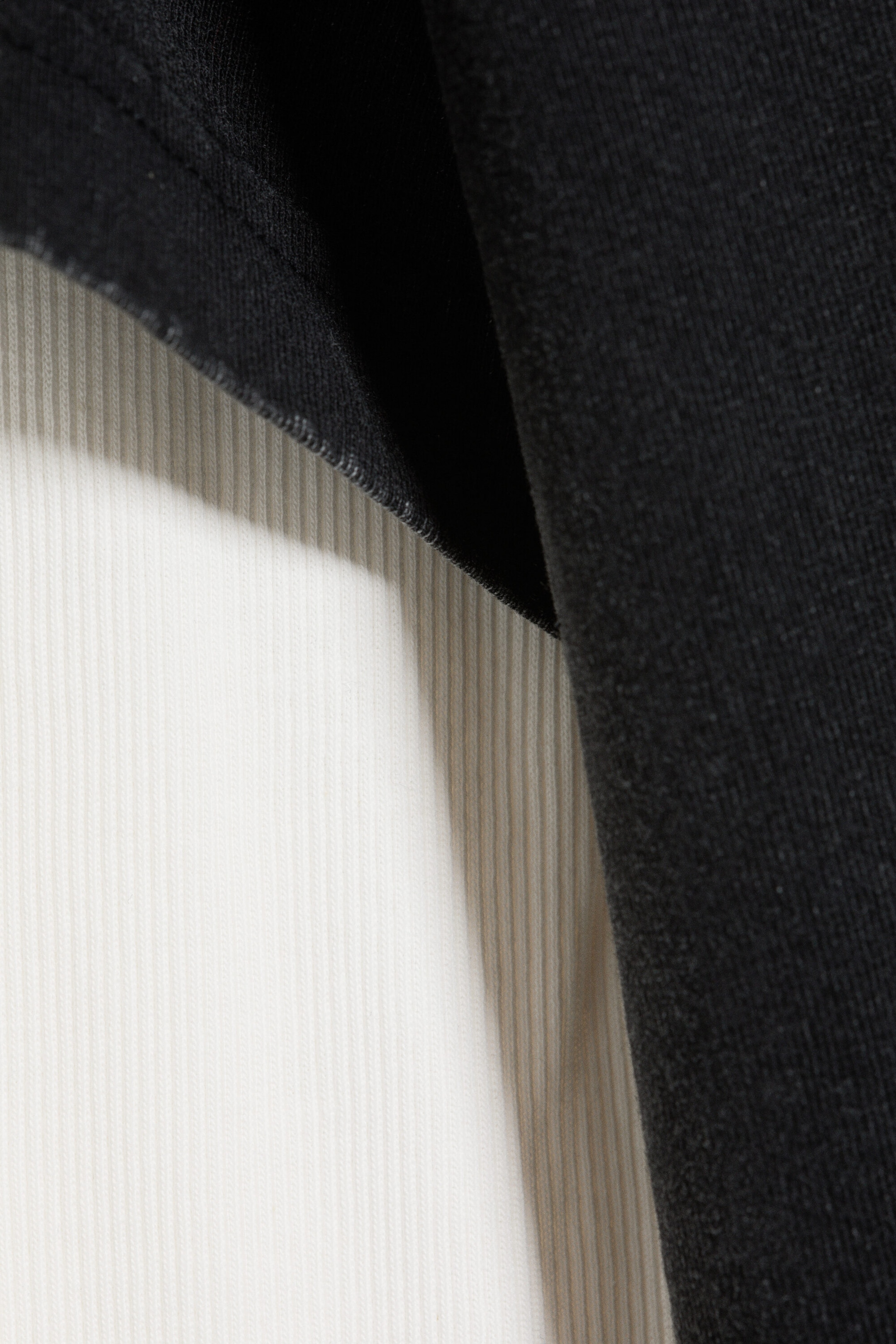 Black & White - Shrunken Double Layered T-shirt - 5