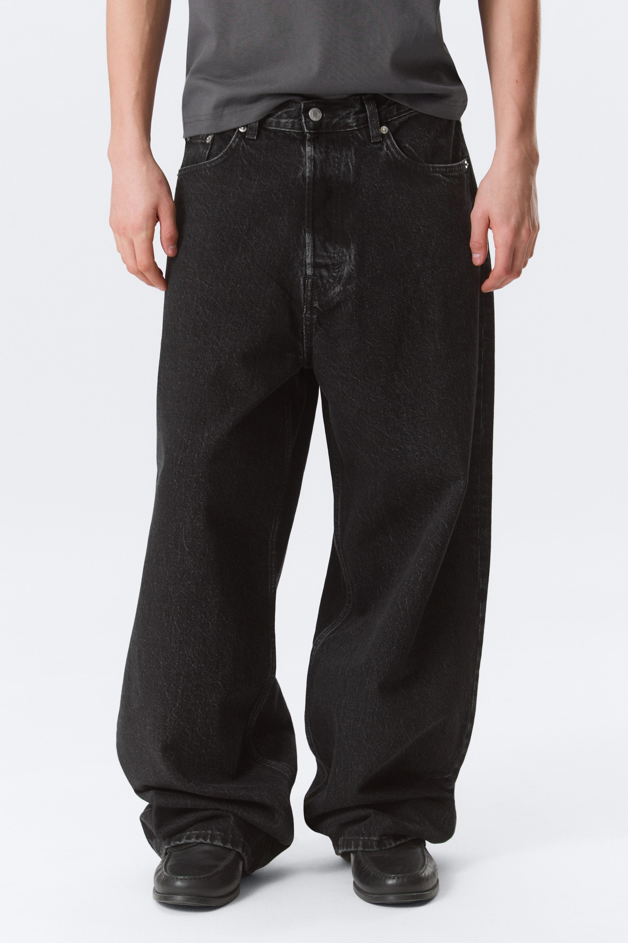 Black Rinse - Black - Astro Mid Rise Baggy Faux Leather Pocket Jeans - 2