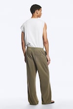 Staubiges Khakigrün - Weite Pyjamahose aus Baumwolle - 4