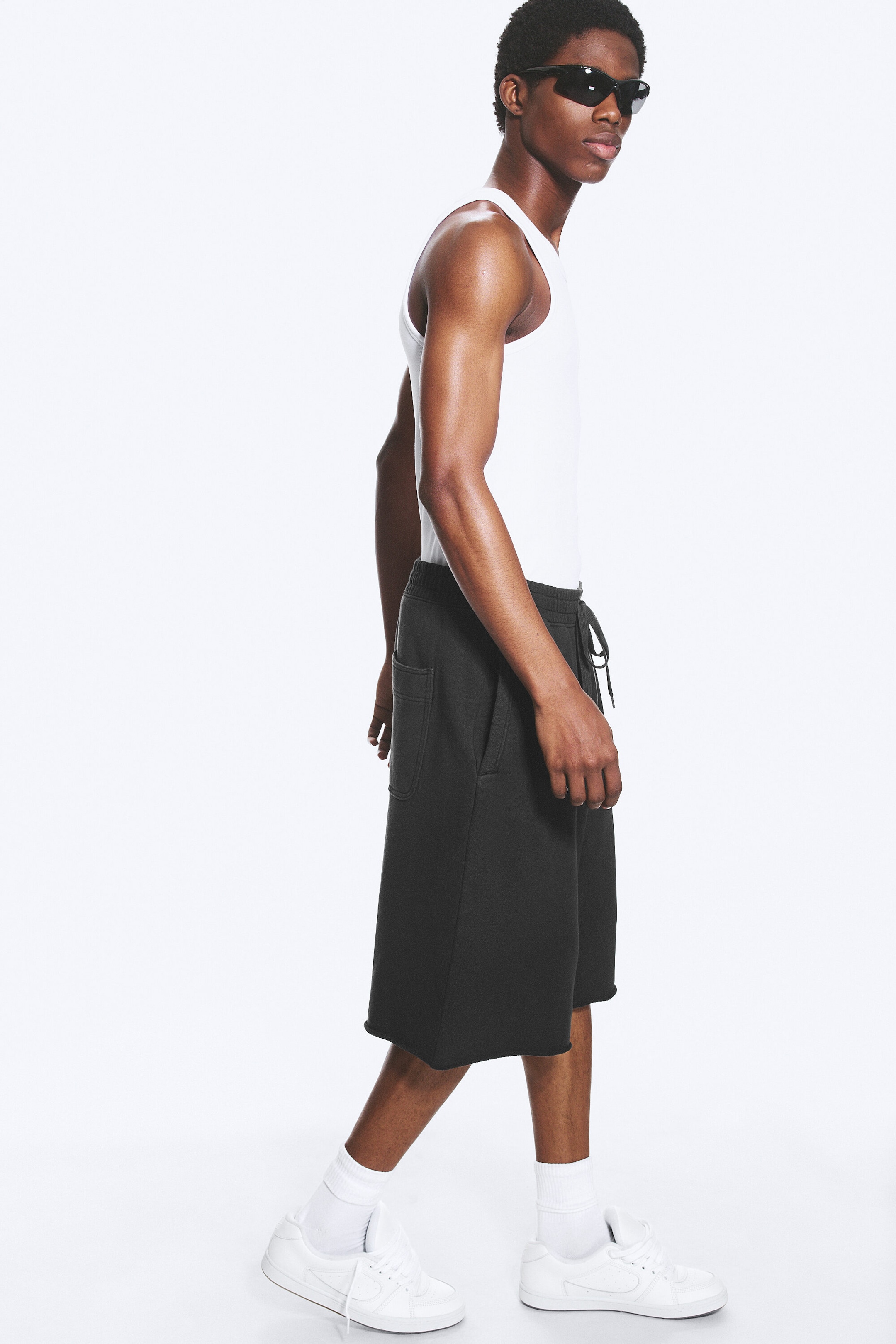 Tvättad Svart - Baggy jersey skate shorts - 2